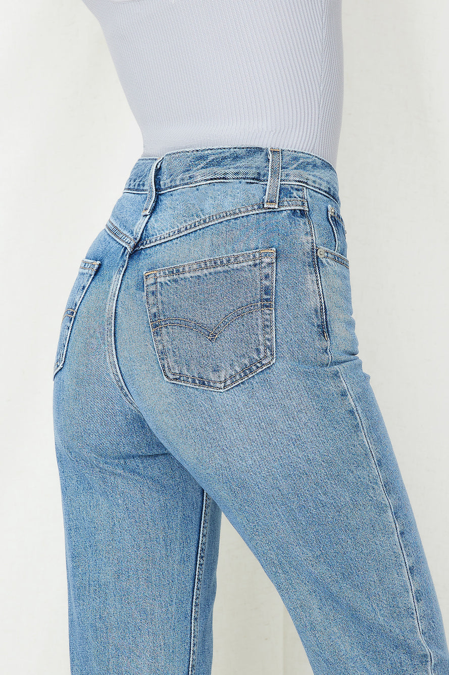 LEVI'S Middy Straight Jean Good Grades-Trogz