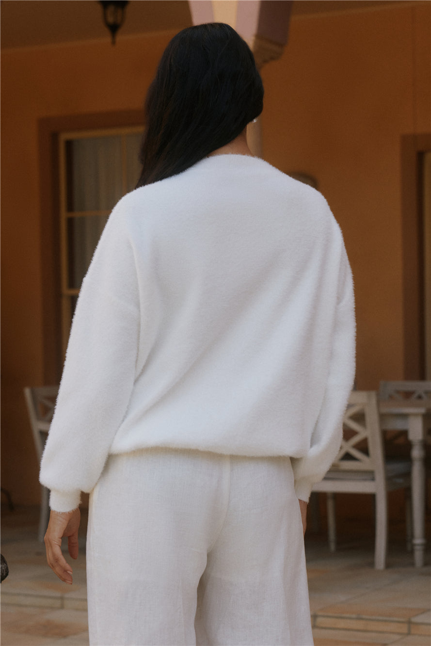 Fior Nights Jumper in White-Trogz