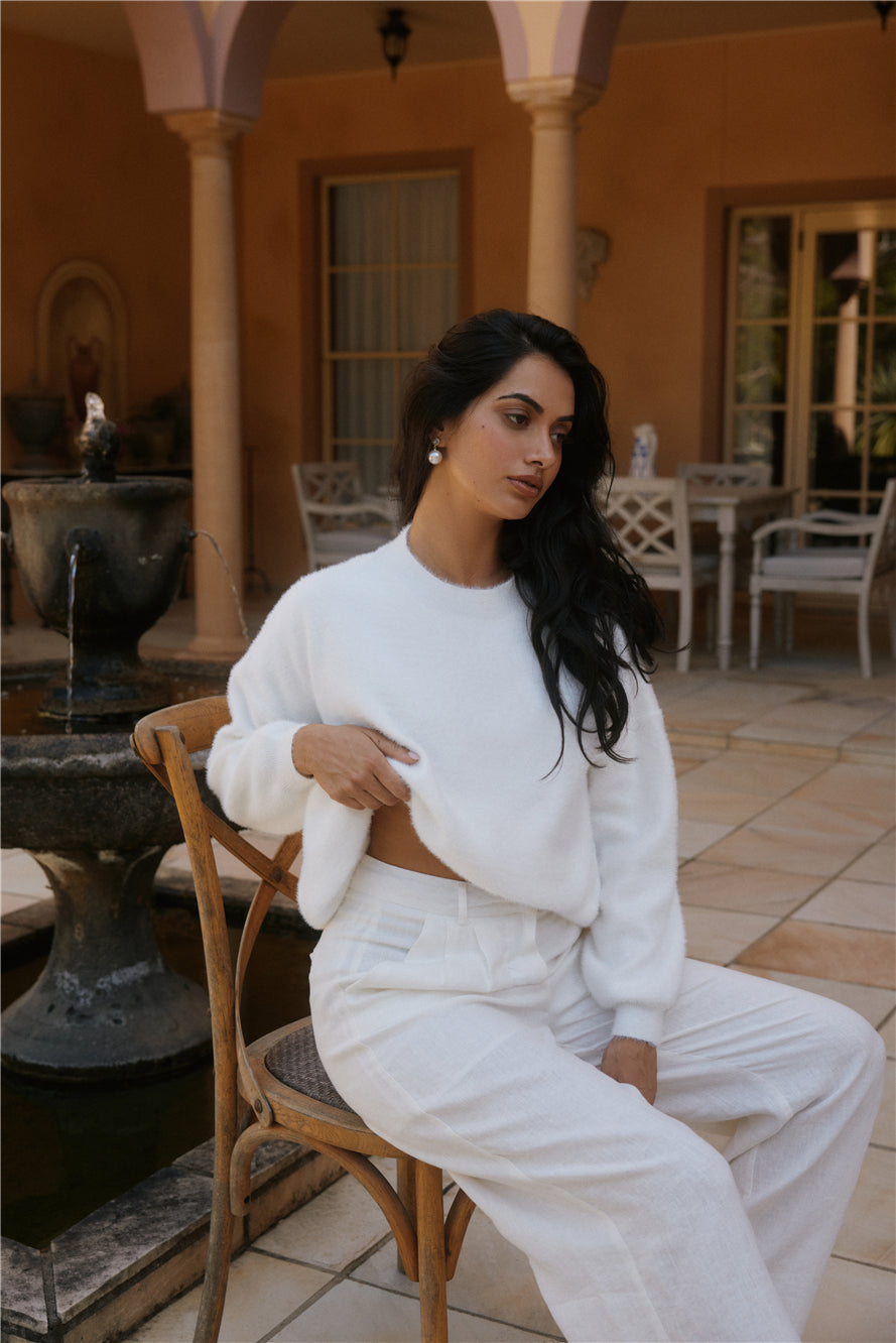 Fior Nights Jumper in White-Trogz