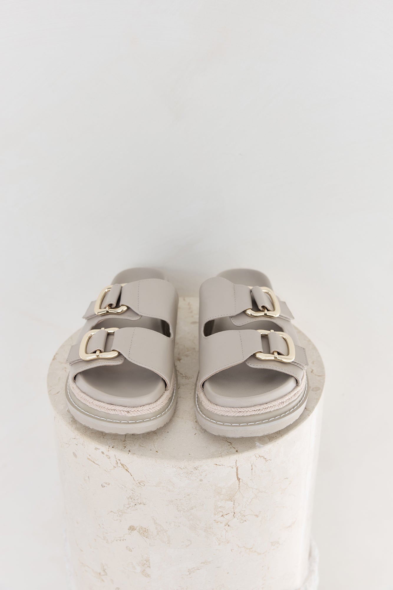Alessia Sandals Stone-Trogz