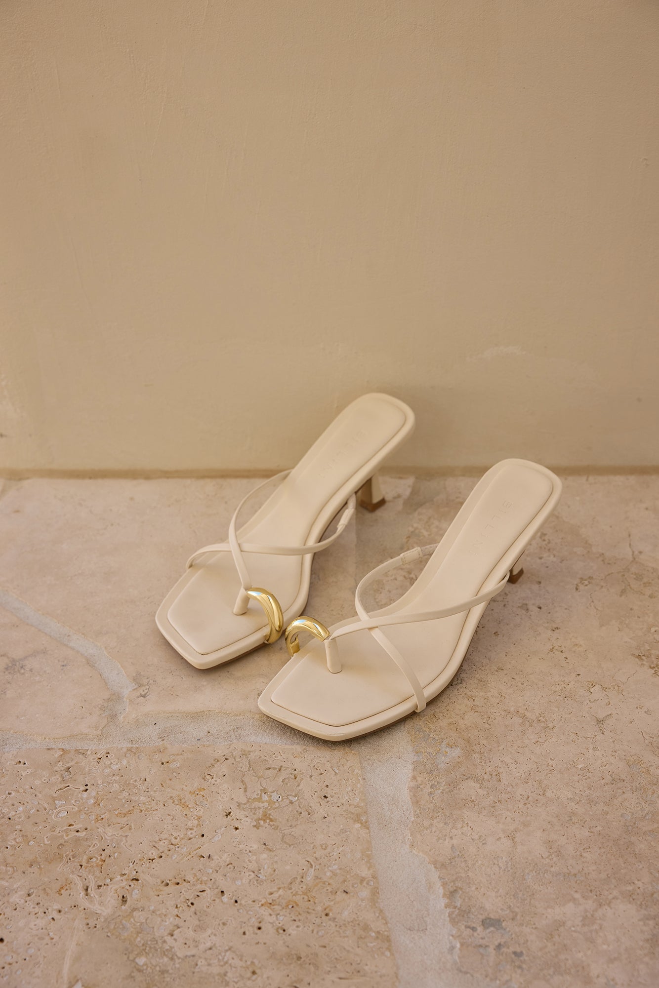 Urika Heel Bone-Trogz