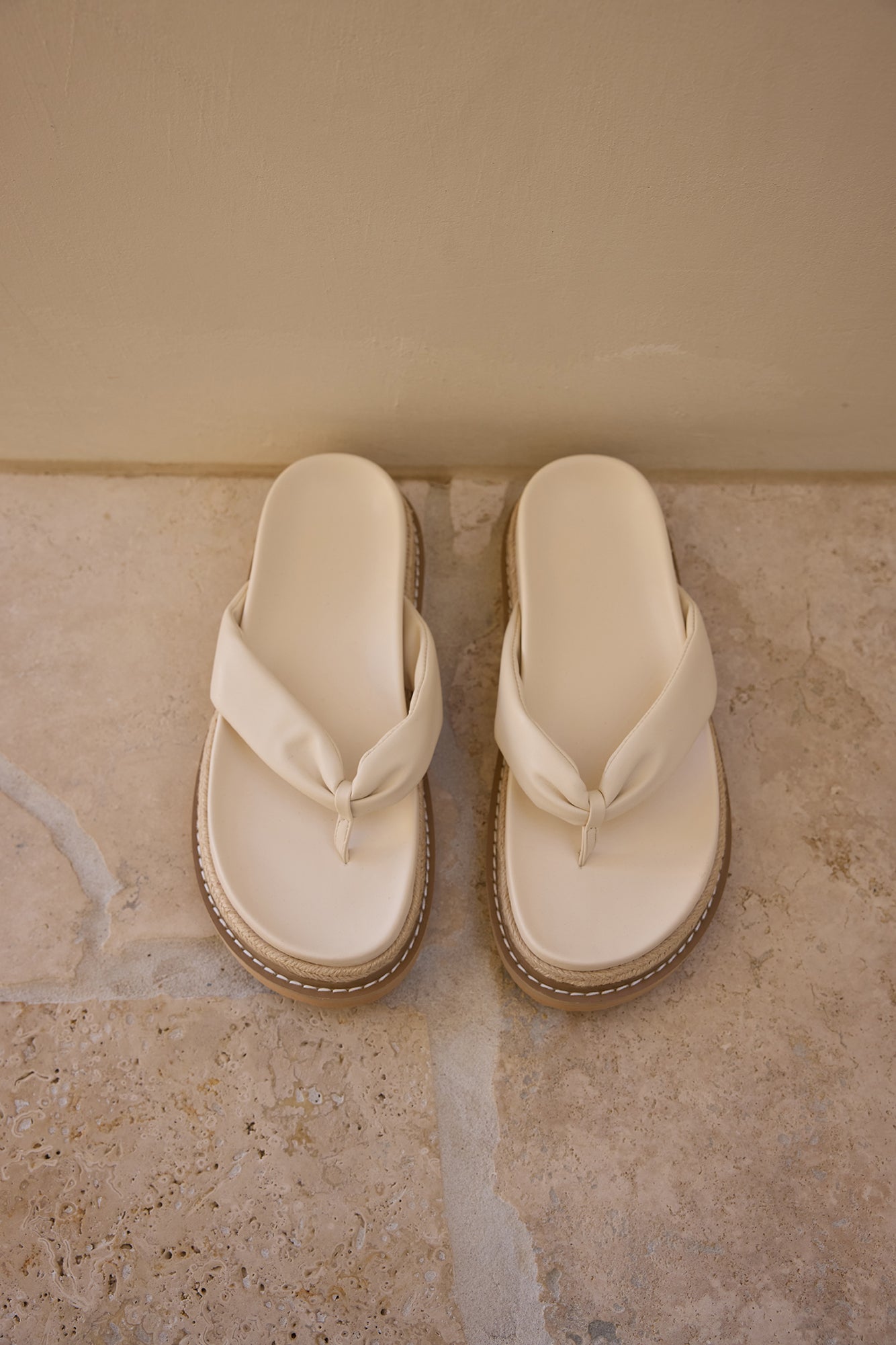 Aisling Sandal Bone-Trogz