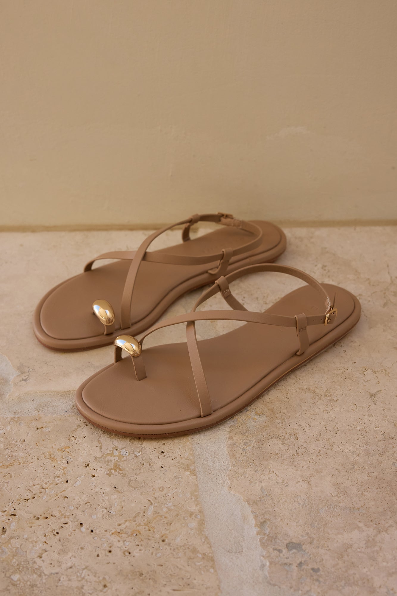 Chandra Sandal Light Cashew-Trogz