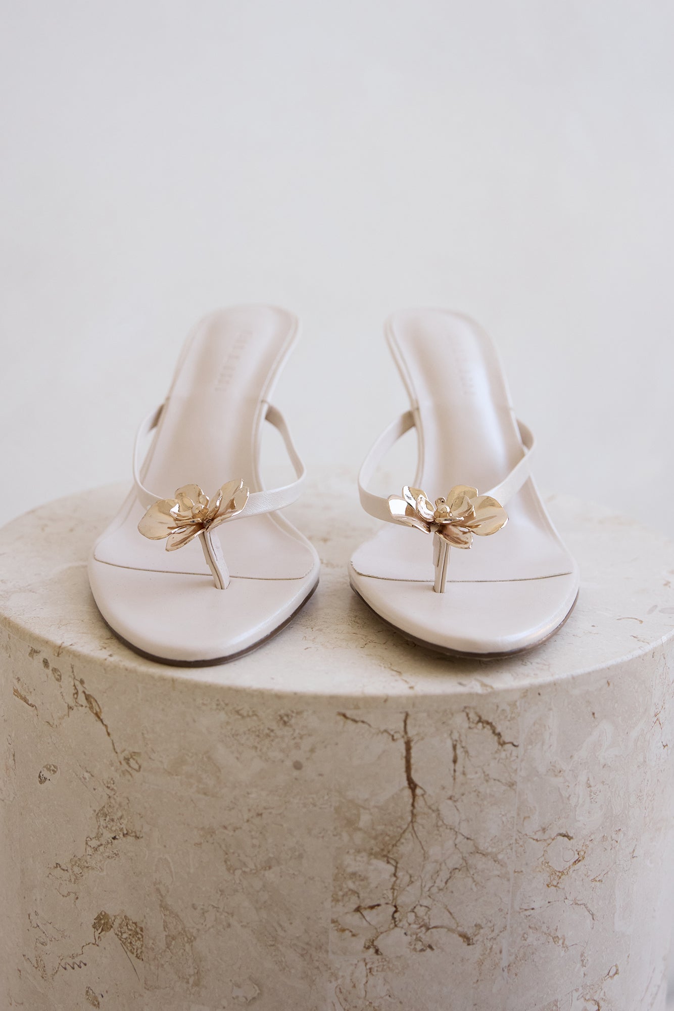 Dallela Heel Pearl Shine-Trogz