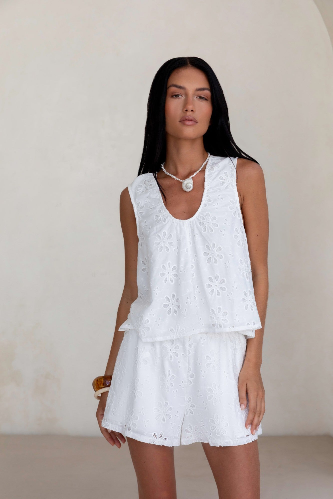 Kyra Shorts White-Trogz