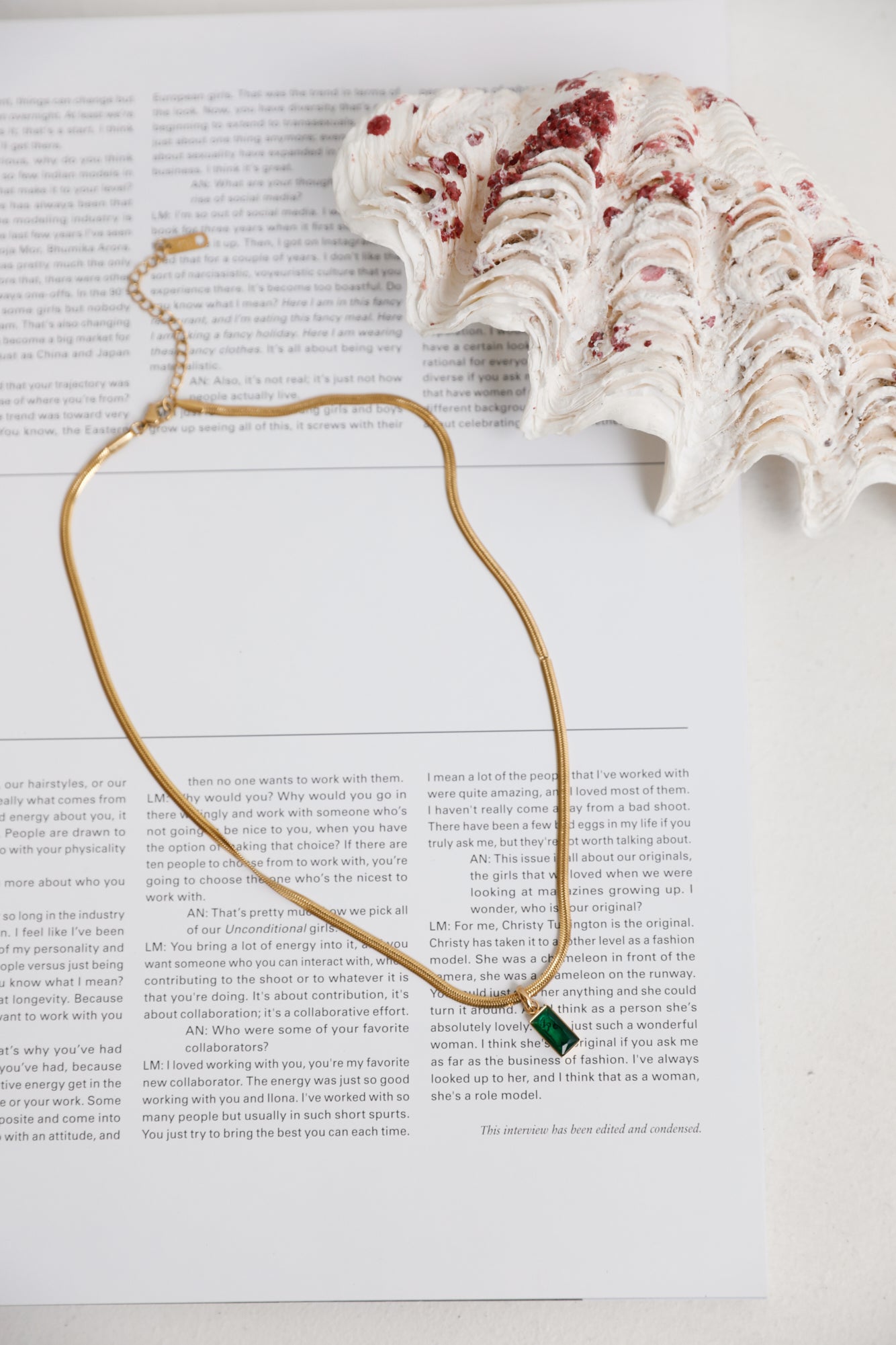 18k Gold Plated Looking Glass Necklace Green-Trogz