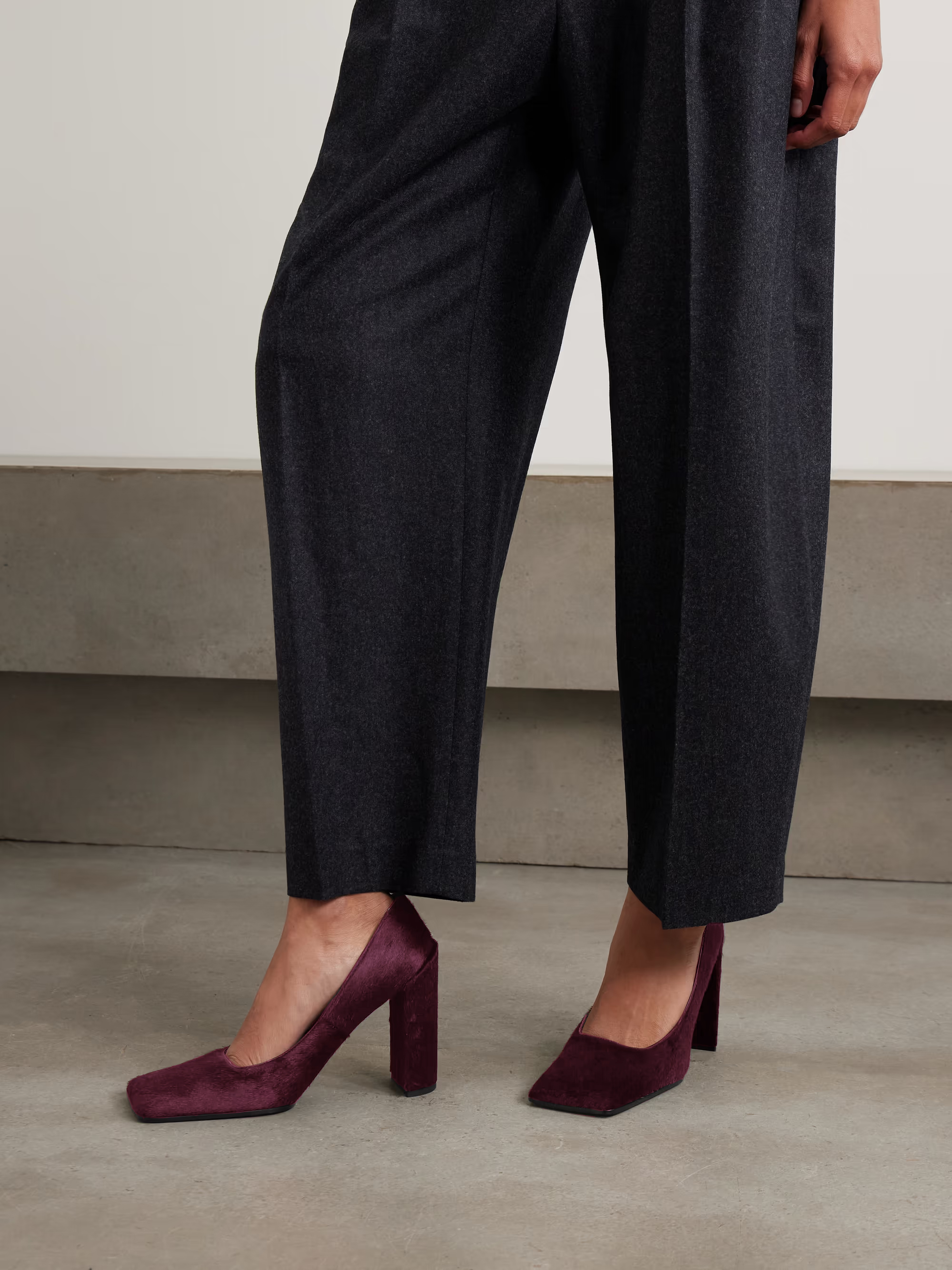 Moire Square Toe Pumps In Wine