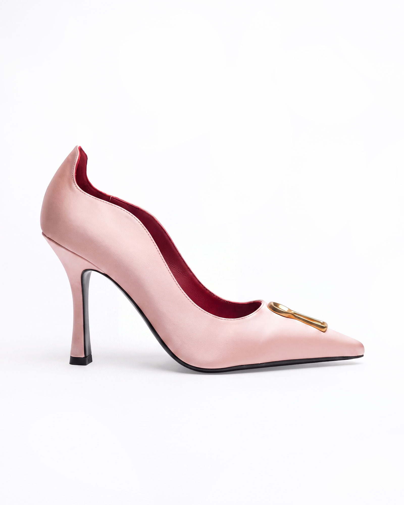 Yadira Metal Keyhole Pumps In Pink