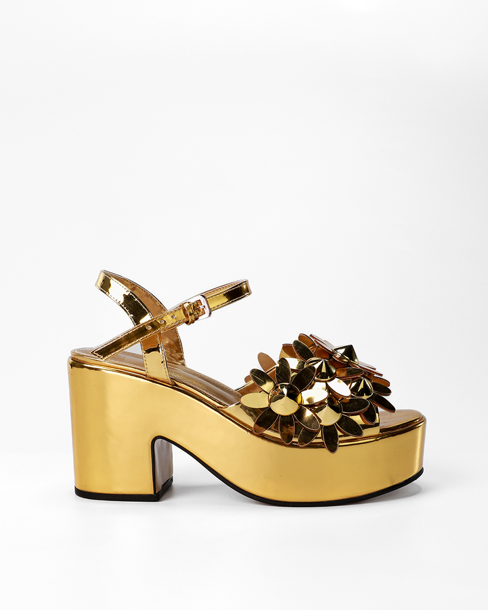 Melite Flower Platform Strap Sandals In Gold