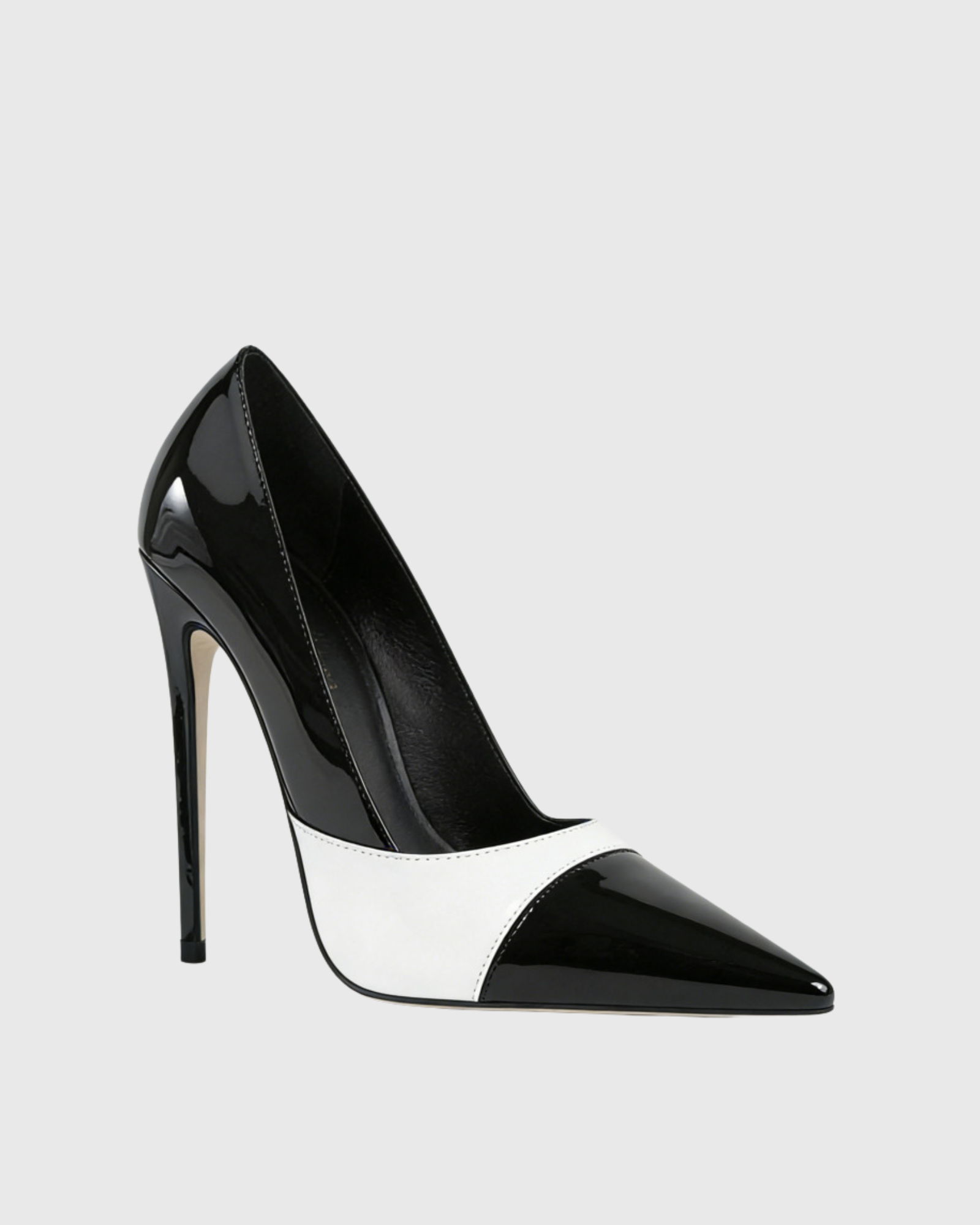 Ala Black White Splicing Pumps