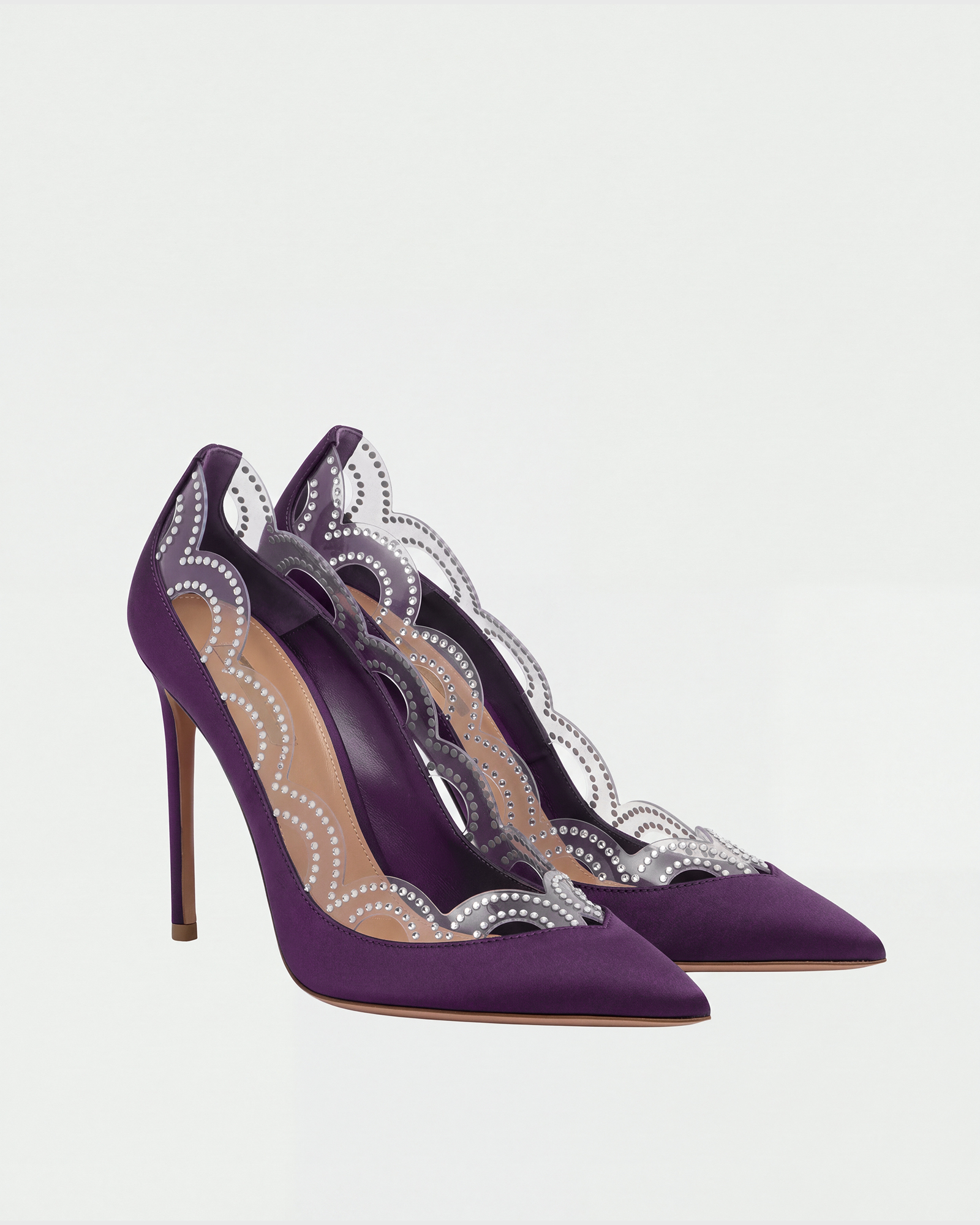 Milla Scalloped Edge Pumps In Purple