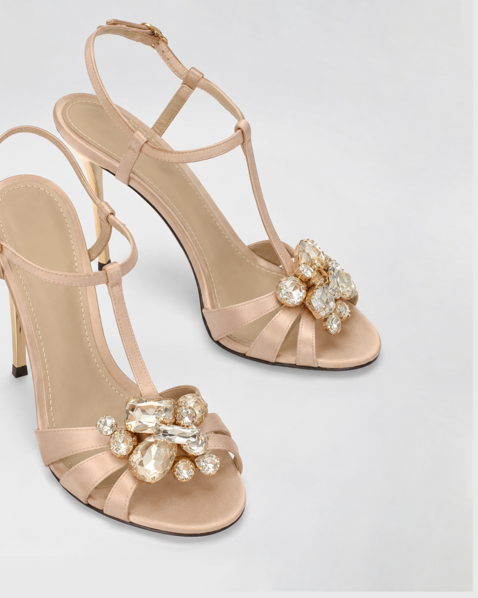 Lesly Jewel Floral T- Strap Sandals In Beige