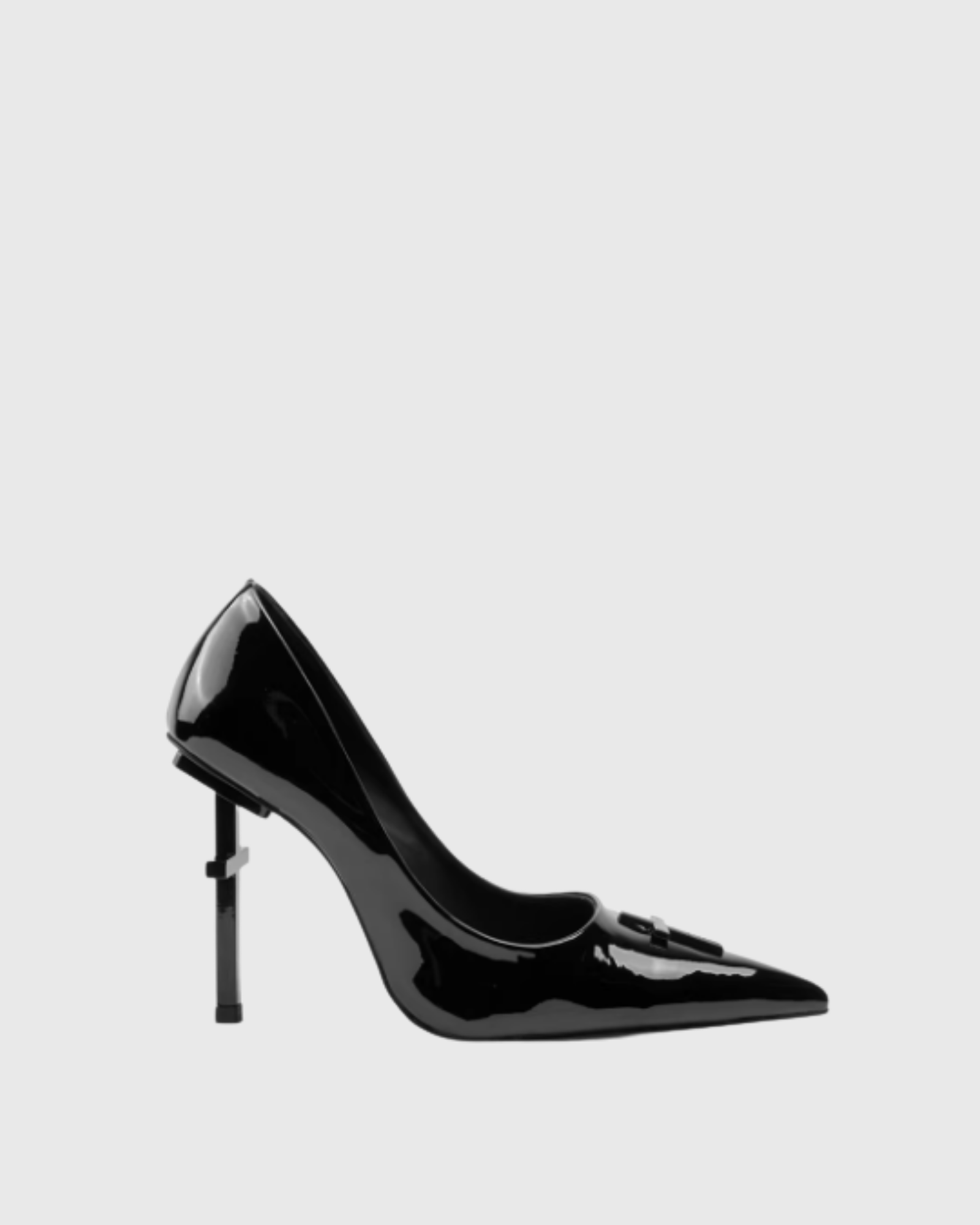 Eadgar Cross Pumps In Black