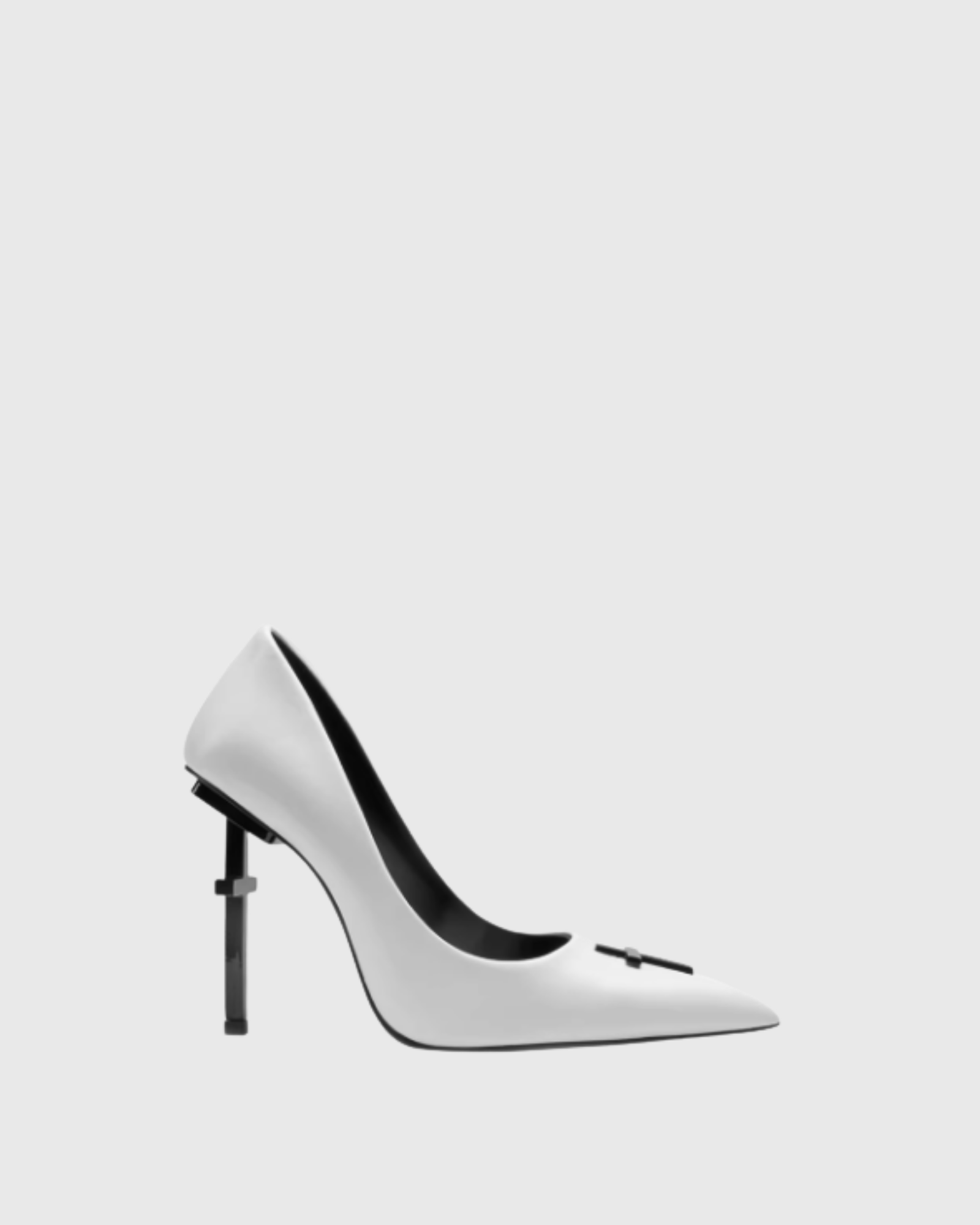 Eadgar Cross Pumps In White