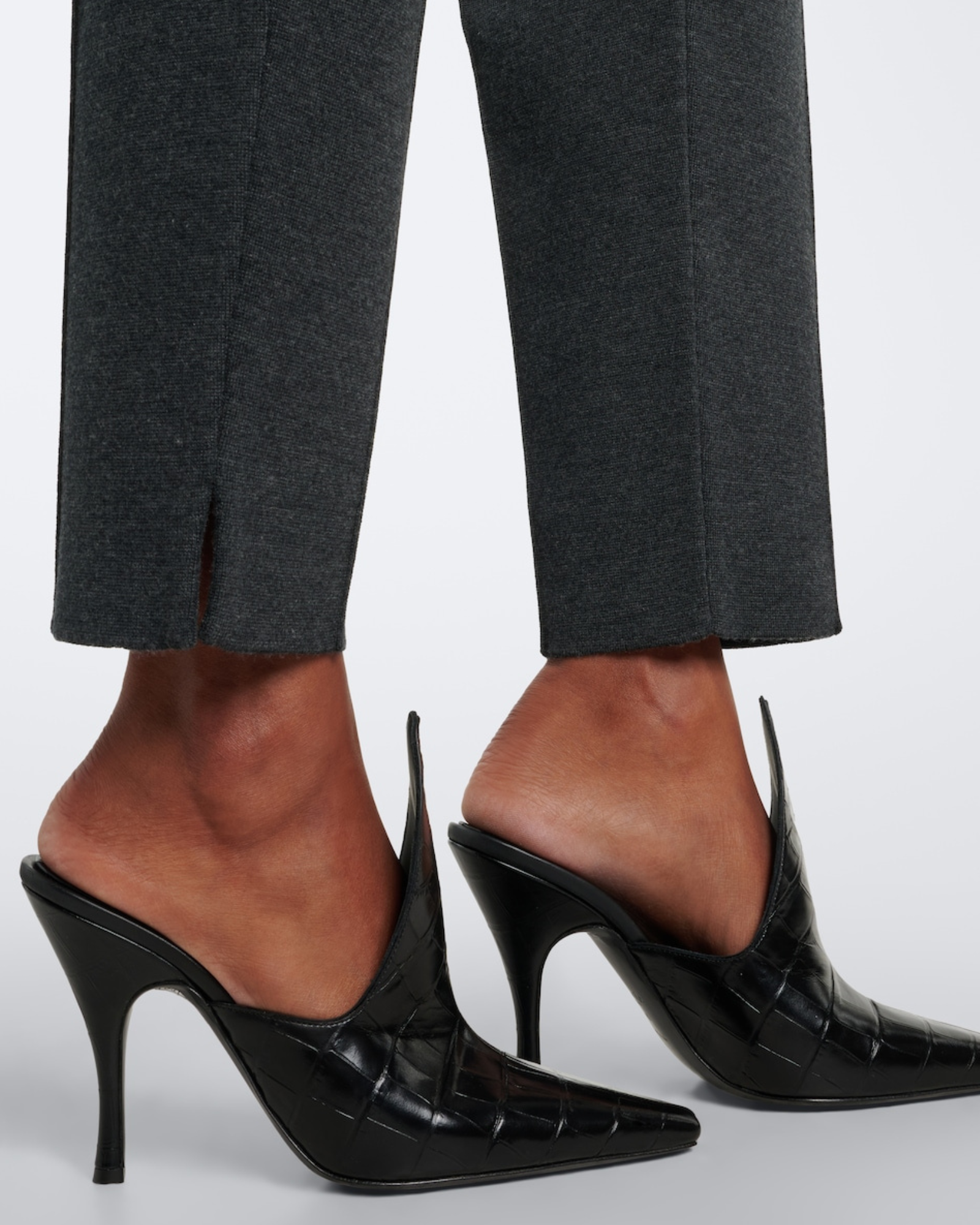 Nəfəs Crocodile Print Mules In Black