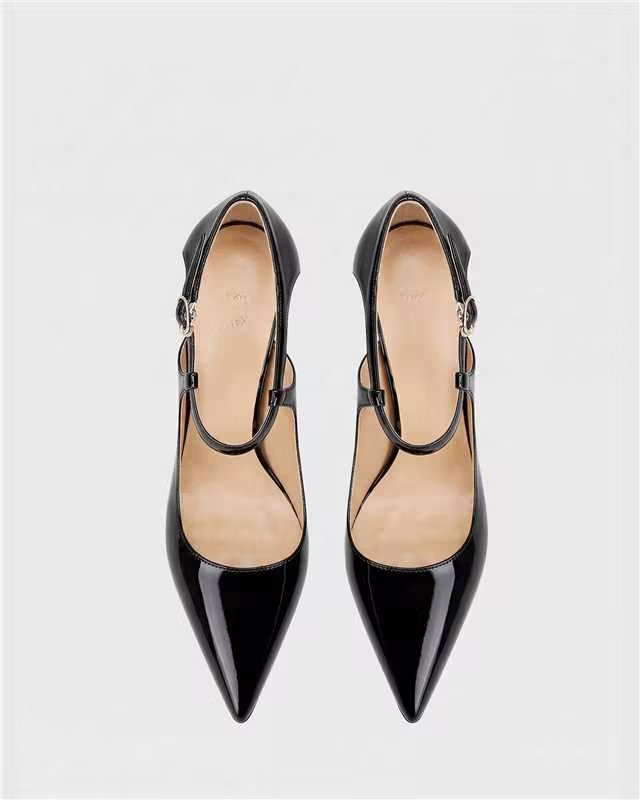 Fern Side Cut Leather Pumps In Black