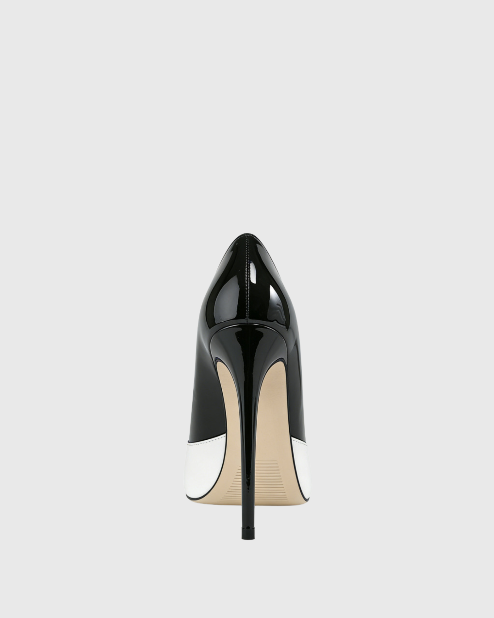 Ala Black White Splicing Pumps