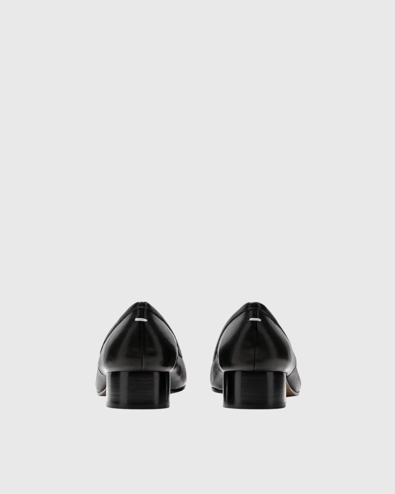 Jaynie Tabi Loafers In Black