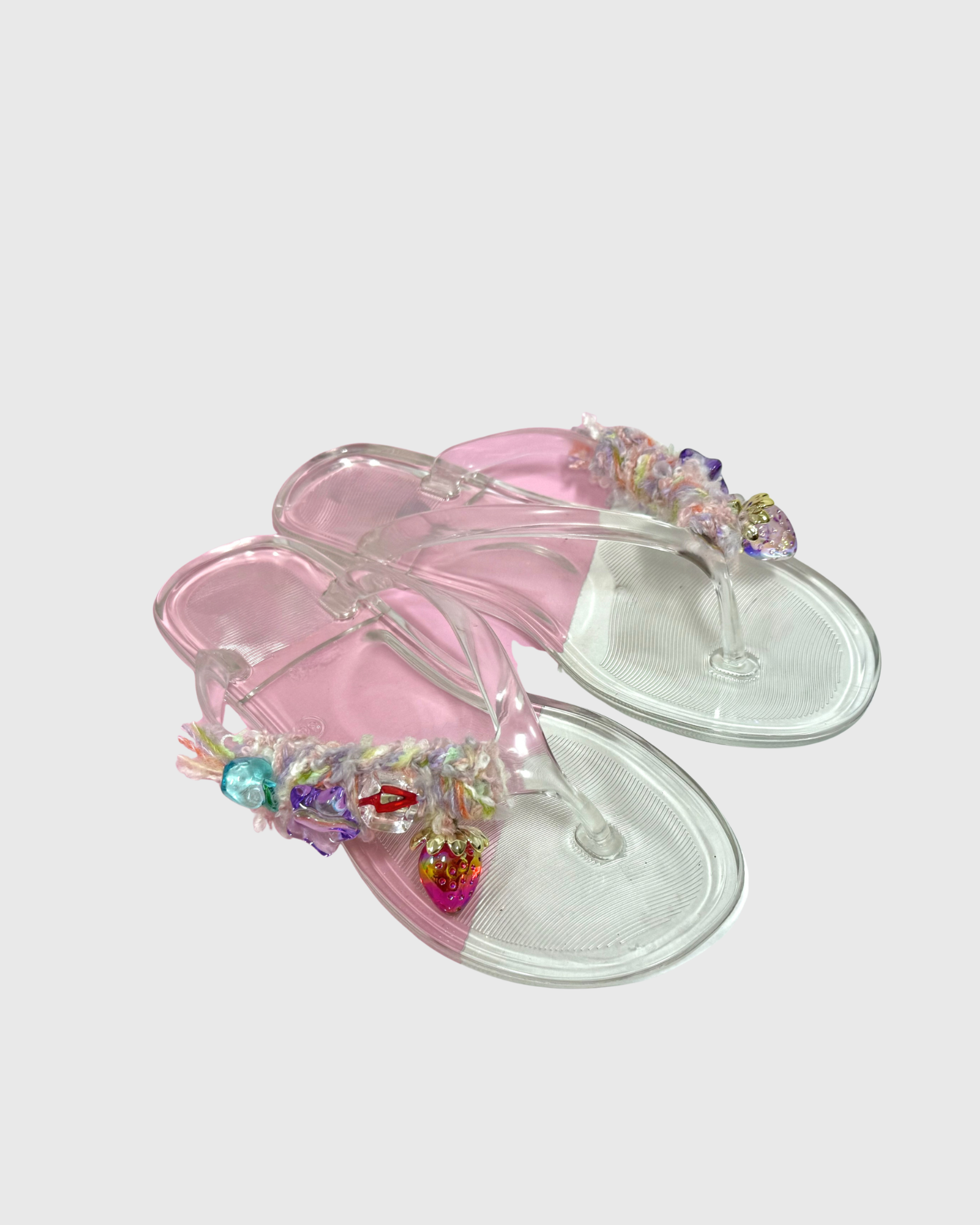 Elowen Embellished Jelly Thong Slippers In Clear