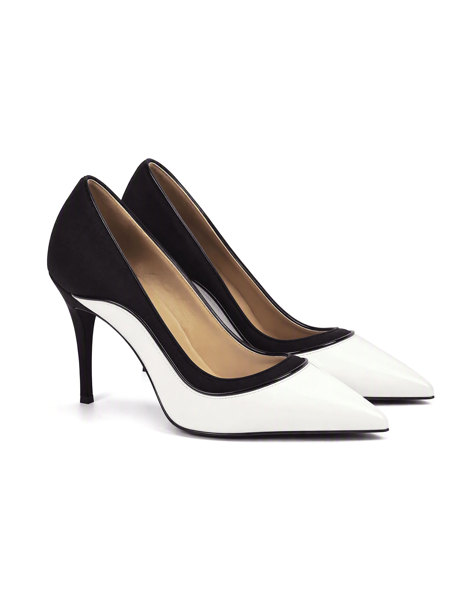 Myung Black & White Splicing Pumps