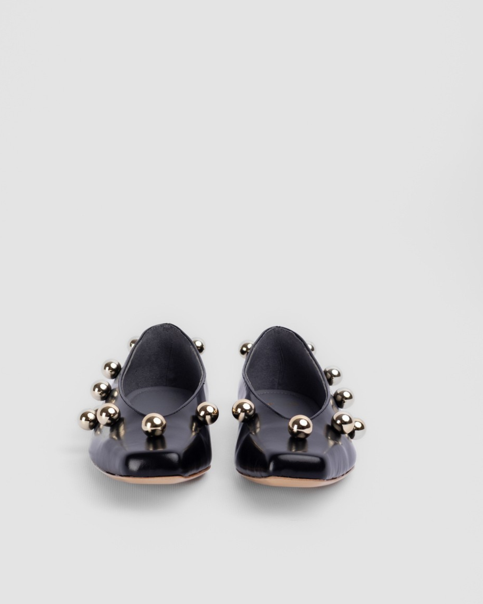Louna Ball Flats In Black