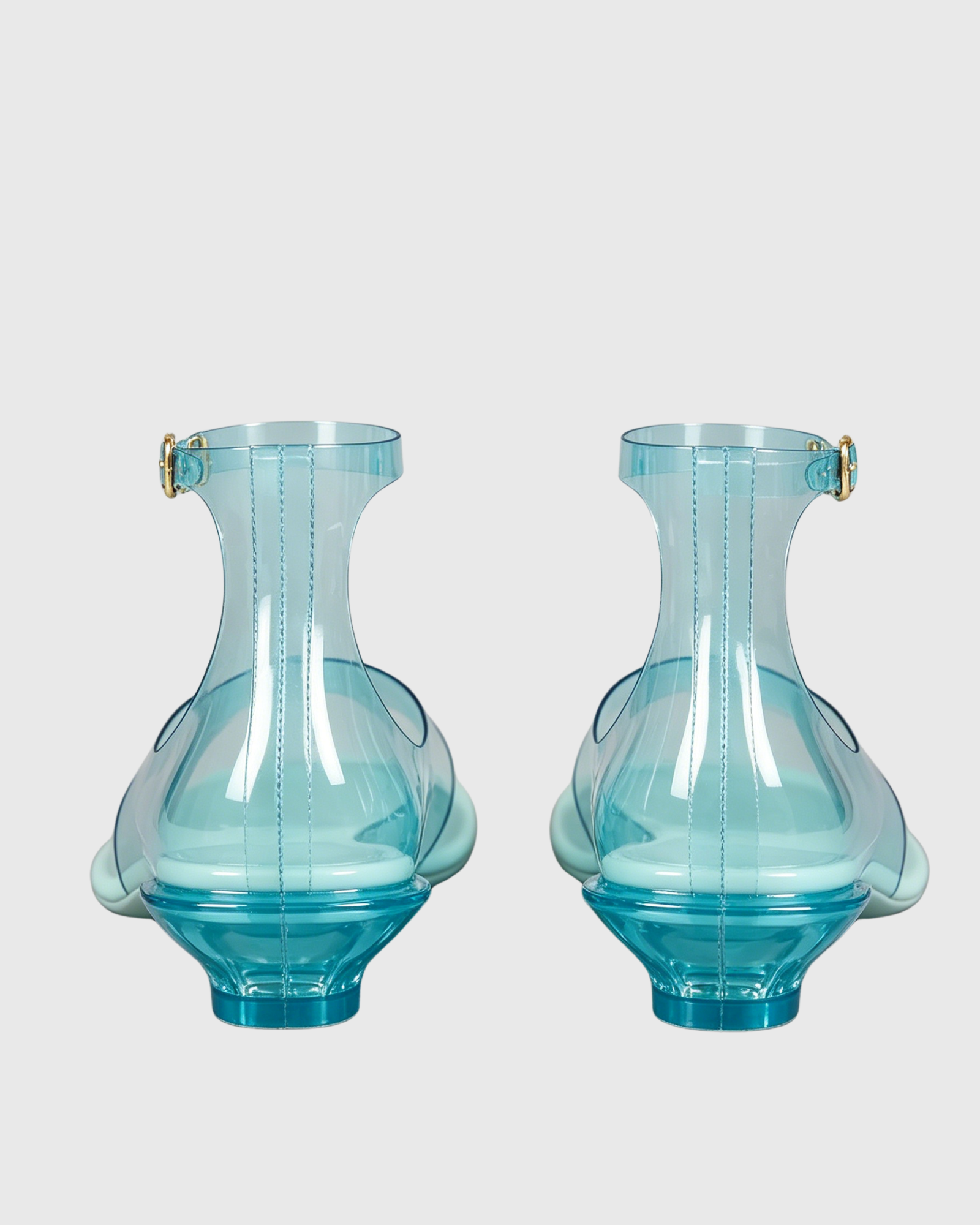 Izar Thong Jelly Sandals In Sky