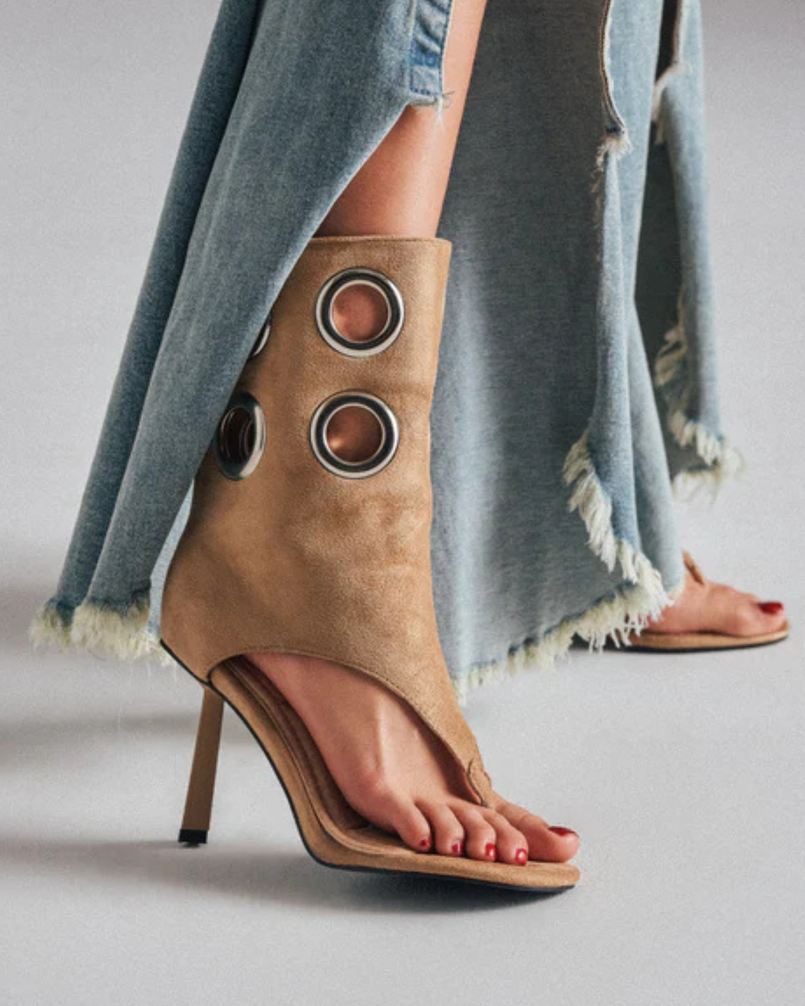 Hygia Eyelet Thong Sandals In Beige