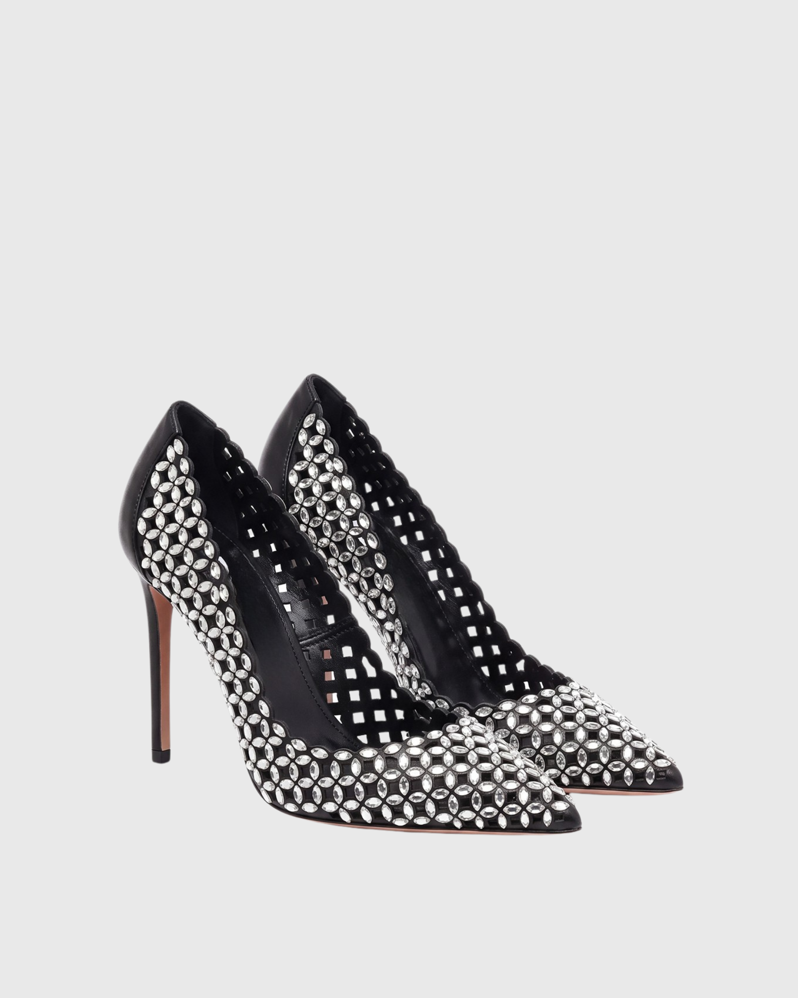 Lova Cutout Pumps In Black