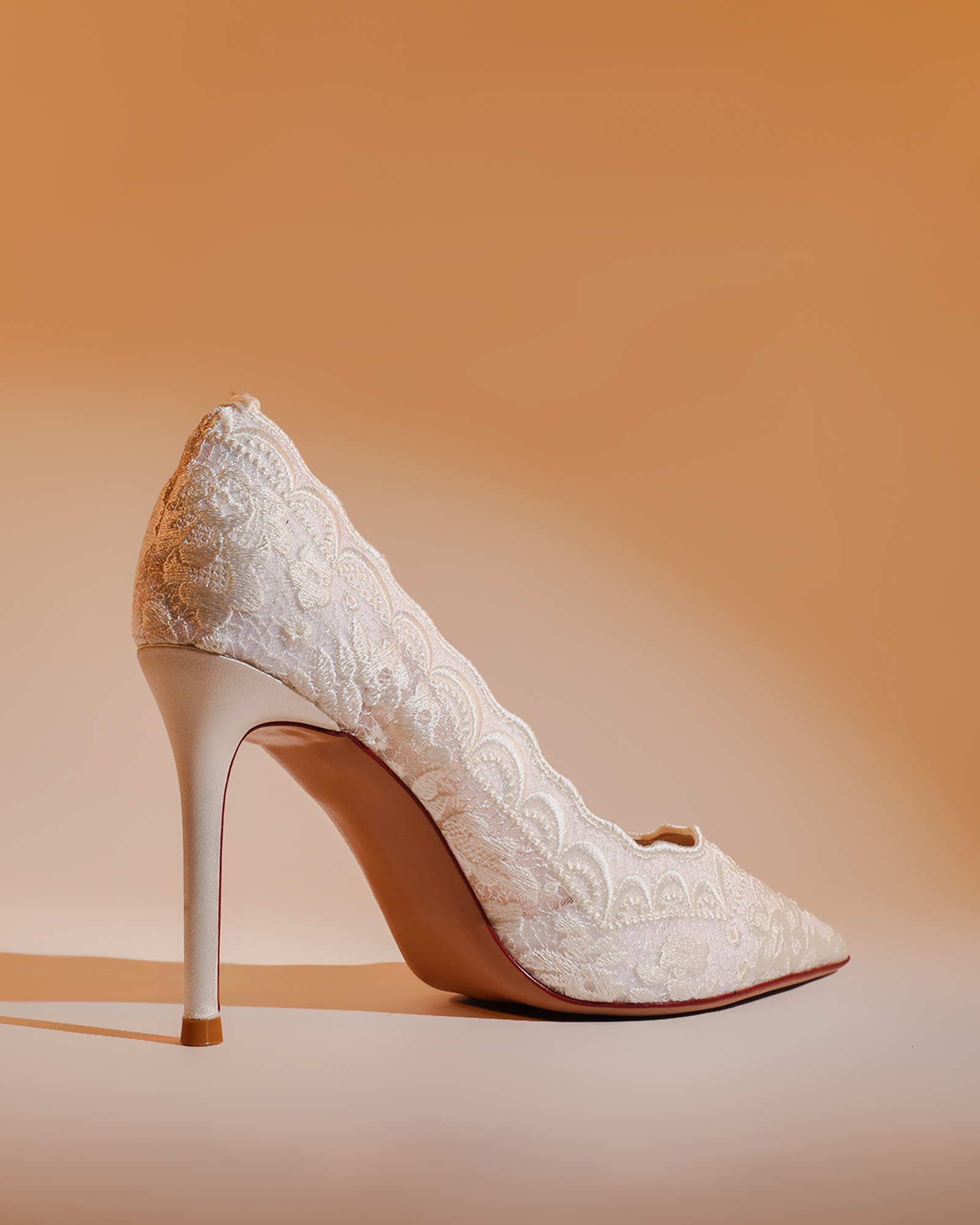 Halle Lace Pumps In All White
