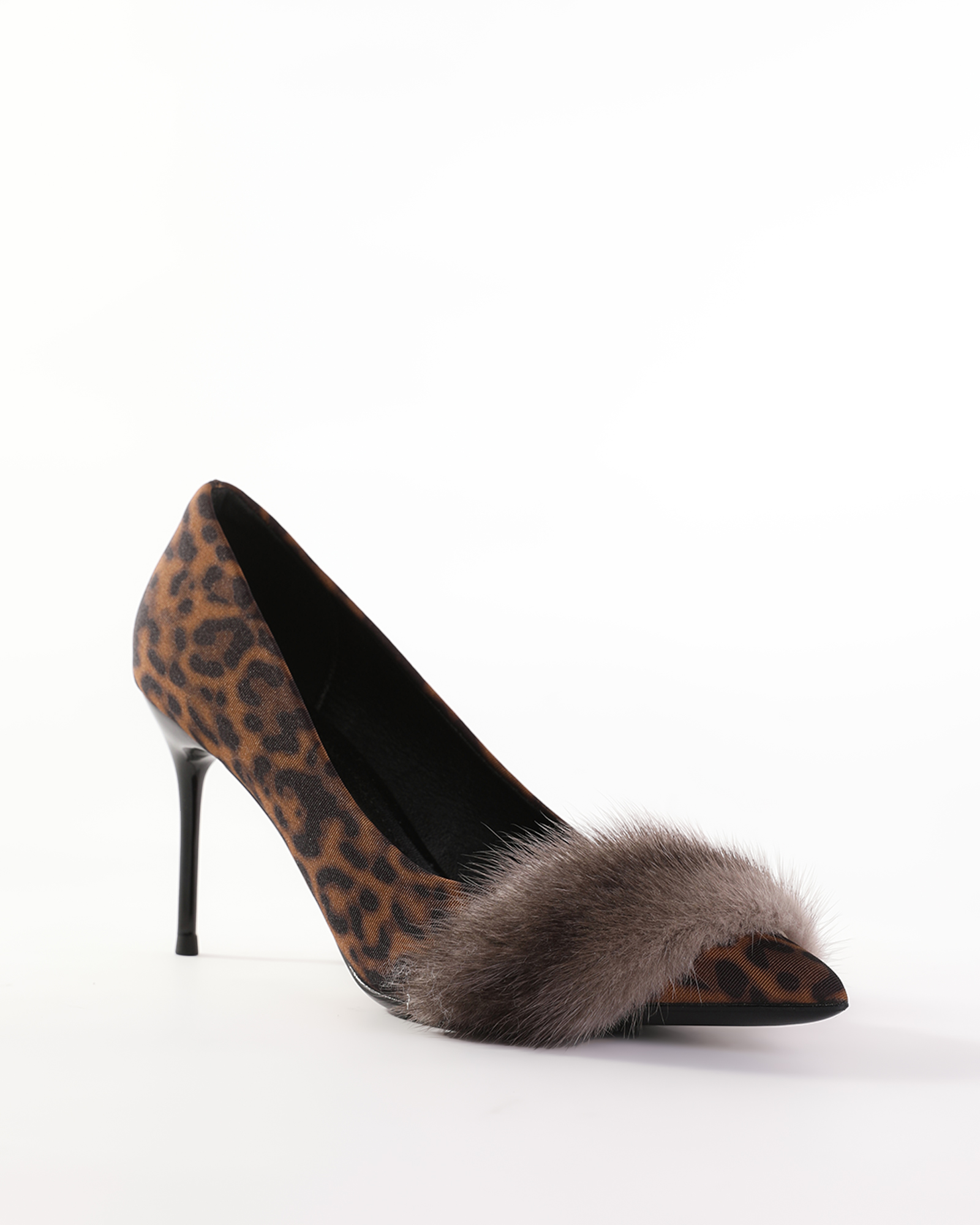  Iroda Faux Fur Pumps In Leopard