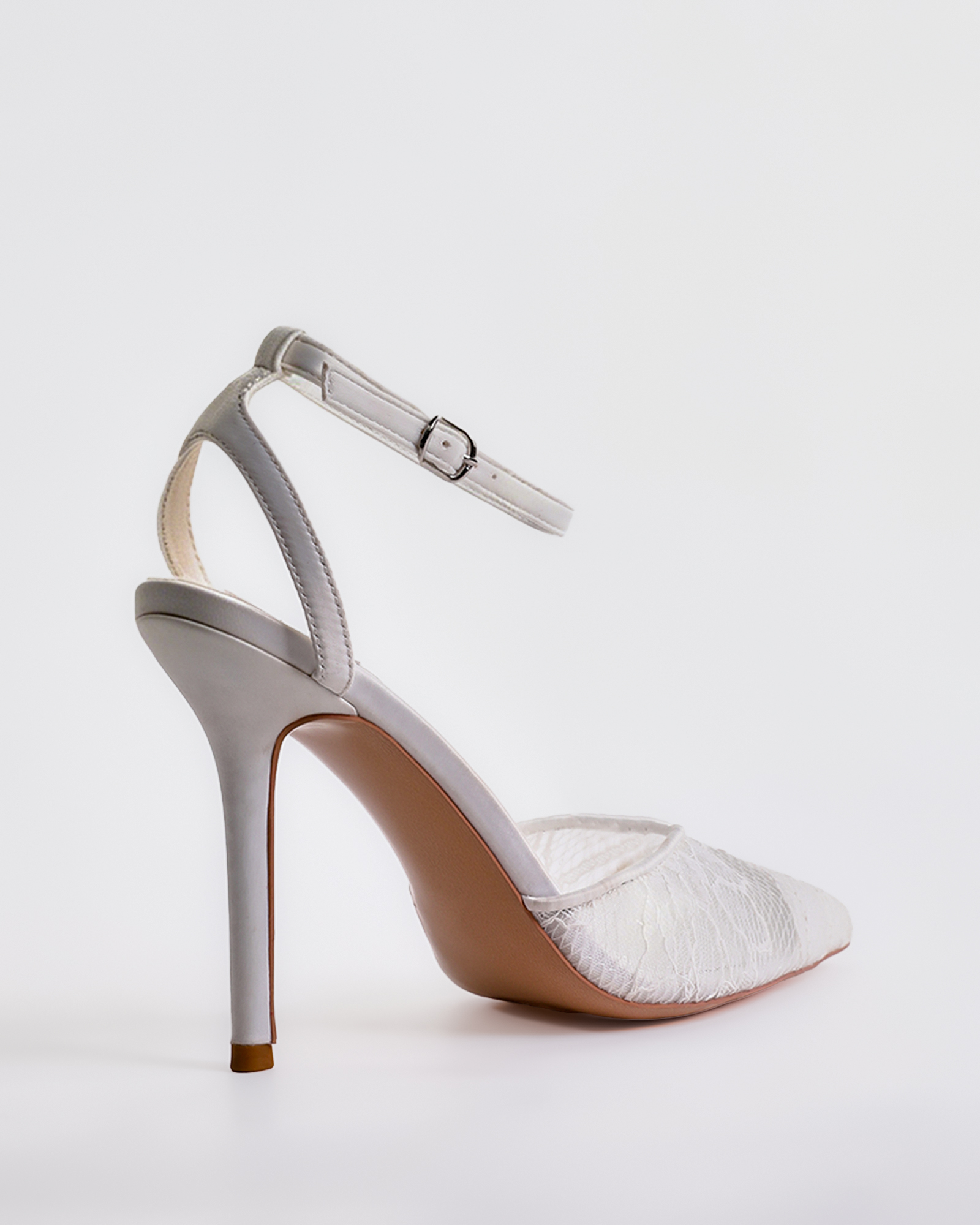 Iga Lace Strap Pumps In All White 
