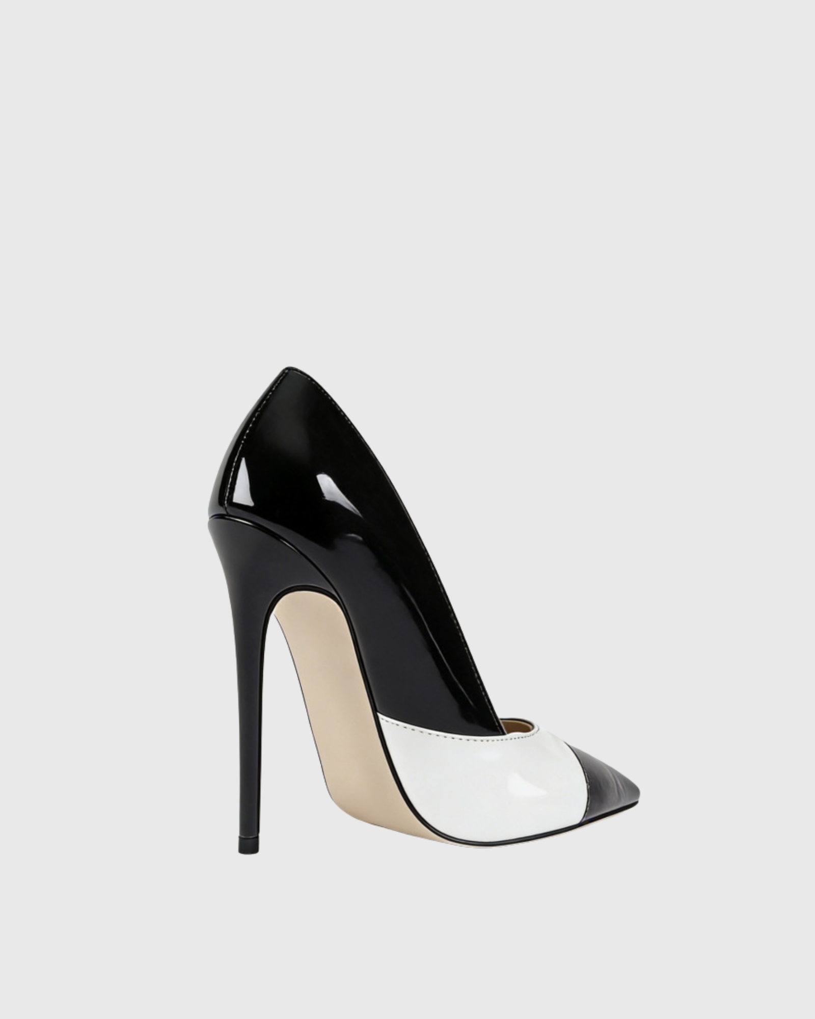 Ala Black White Splicing Pumps