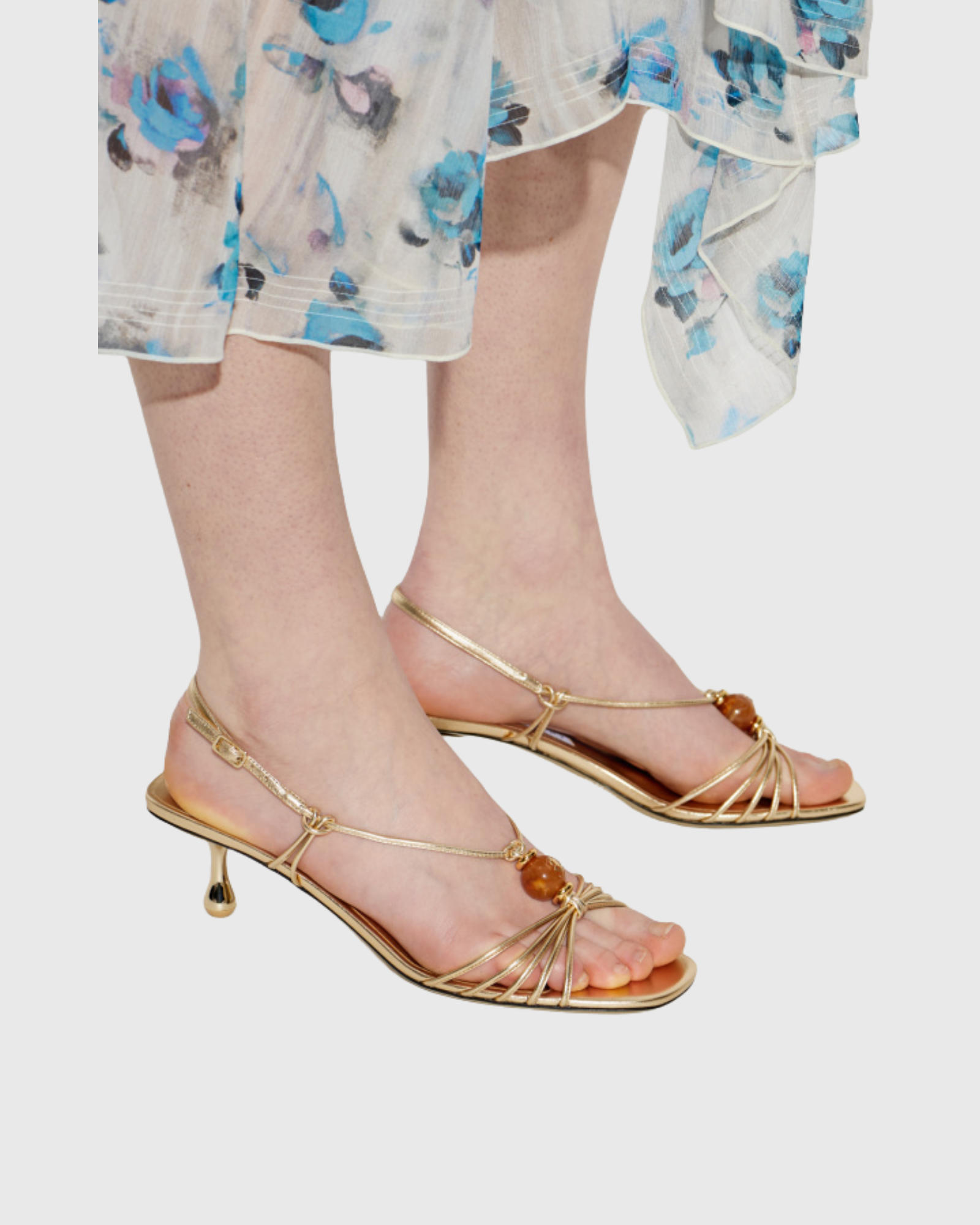 Zirelle Strappy Sandals In Champagne