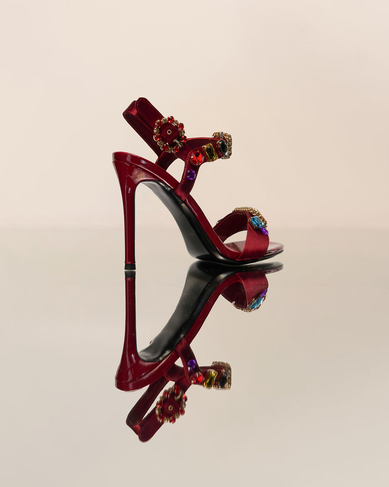 Josey Gem Strap Sandals In Brown