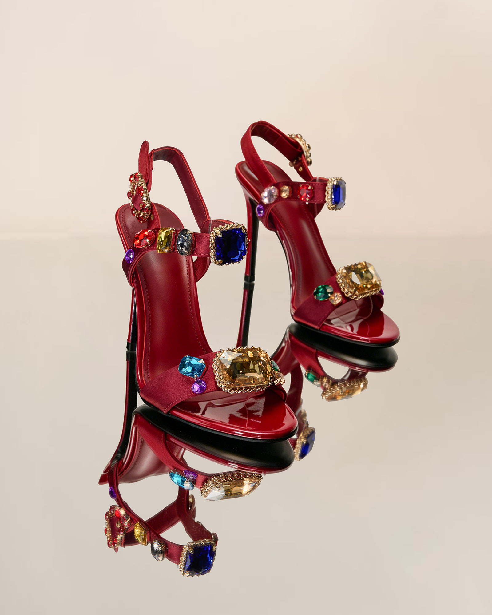 Josey Gem Strap Sandals In Brown