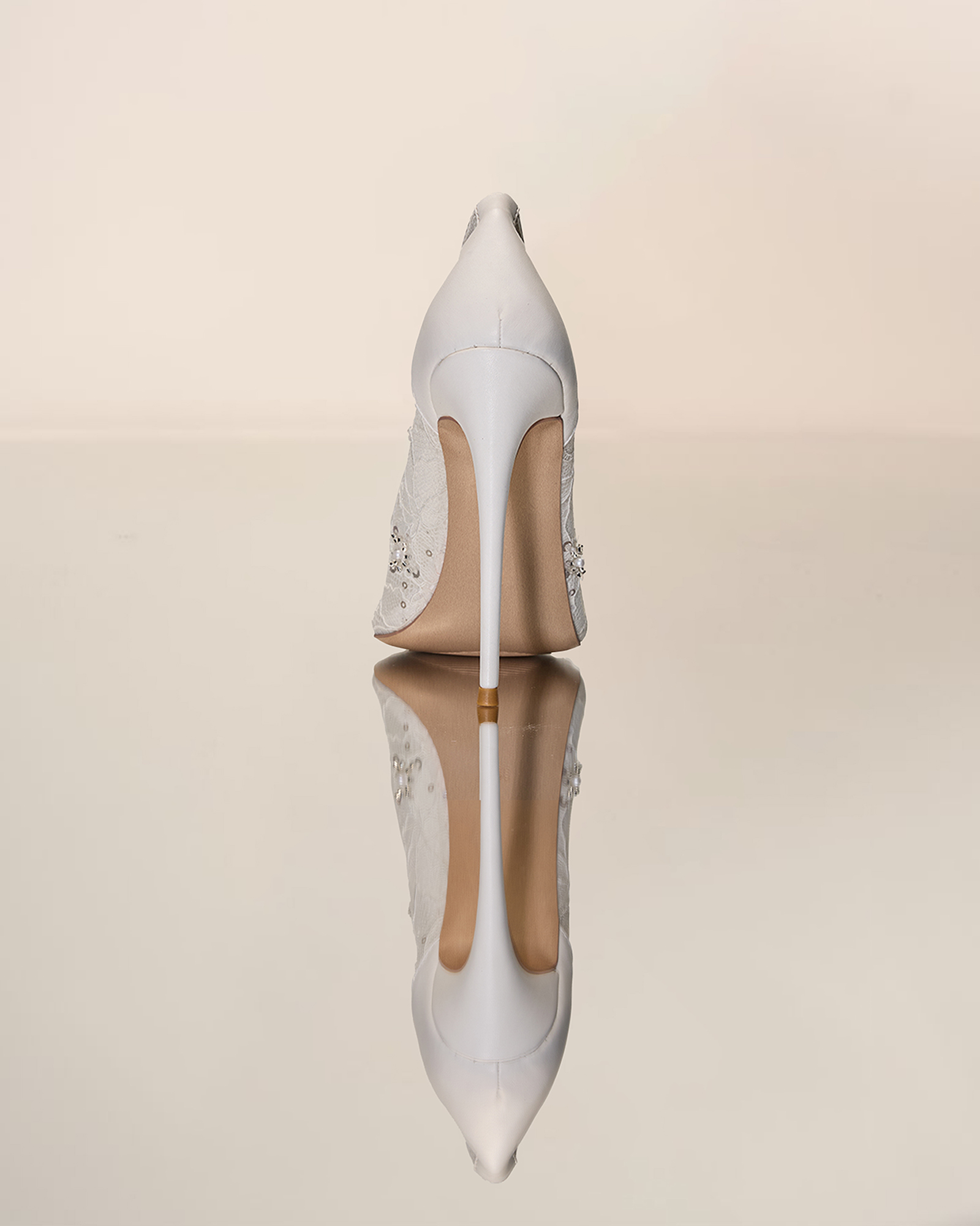 Jorie Lace Splicing Pumps In White