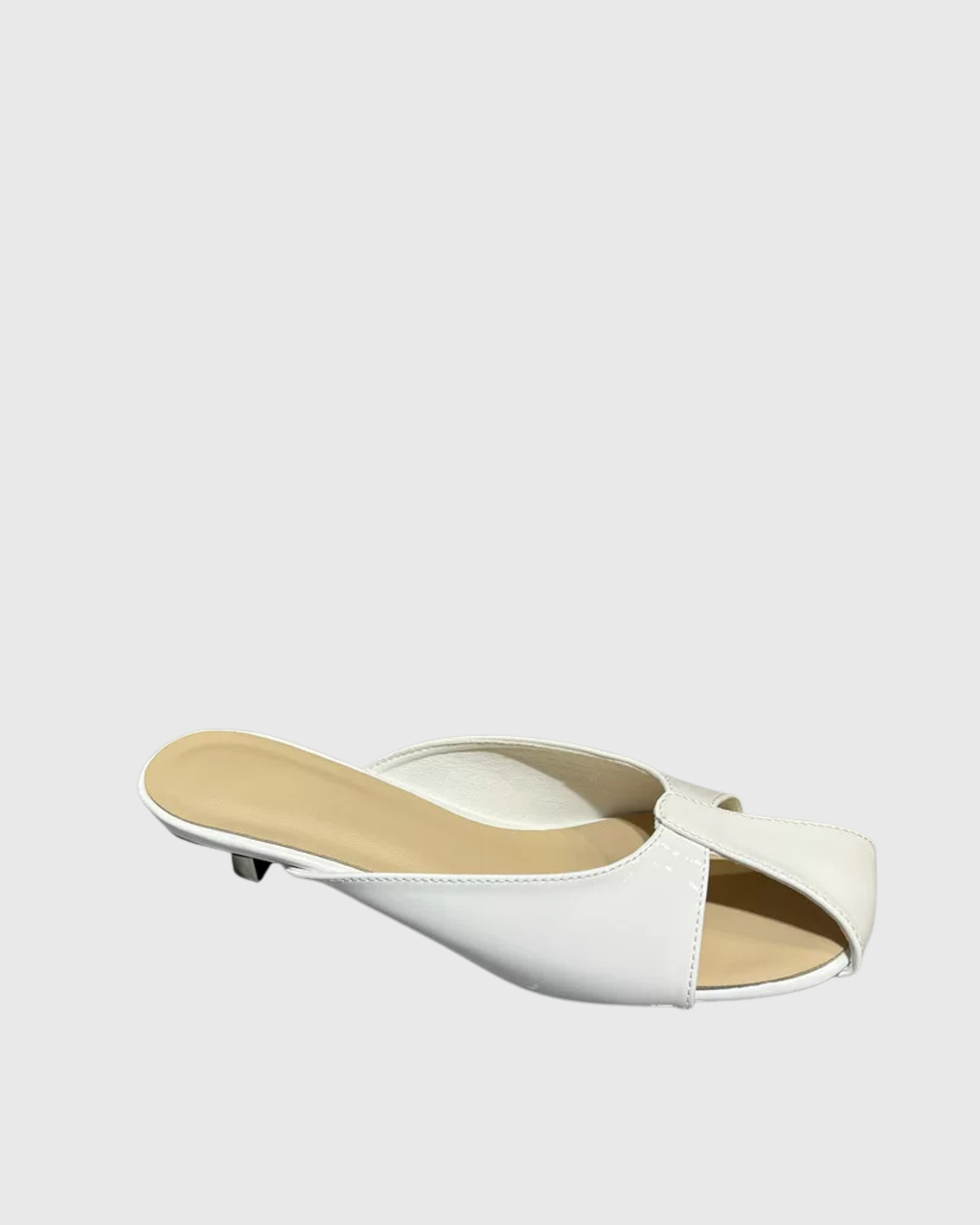 Zyphora Leather Kitten Mules In White