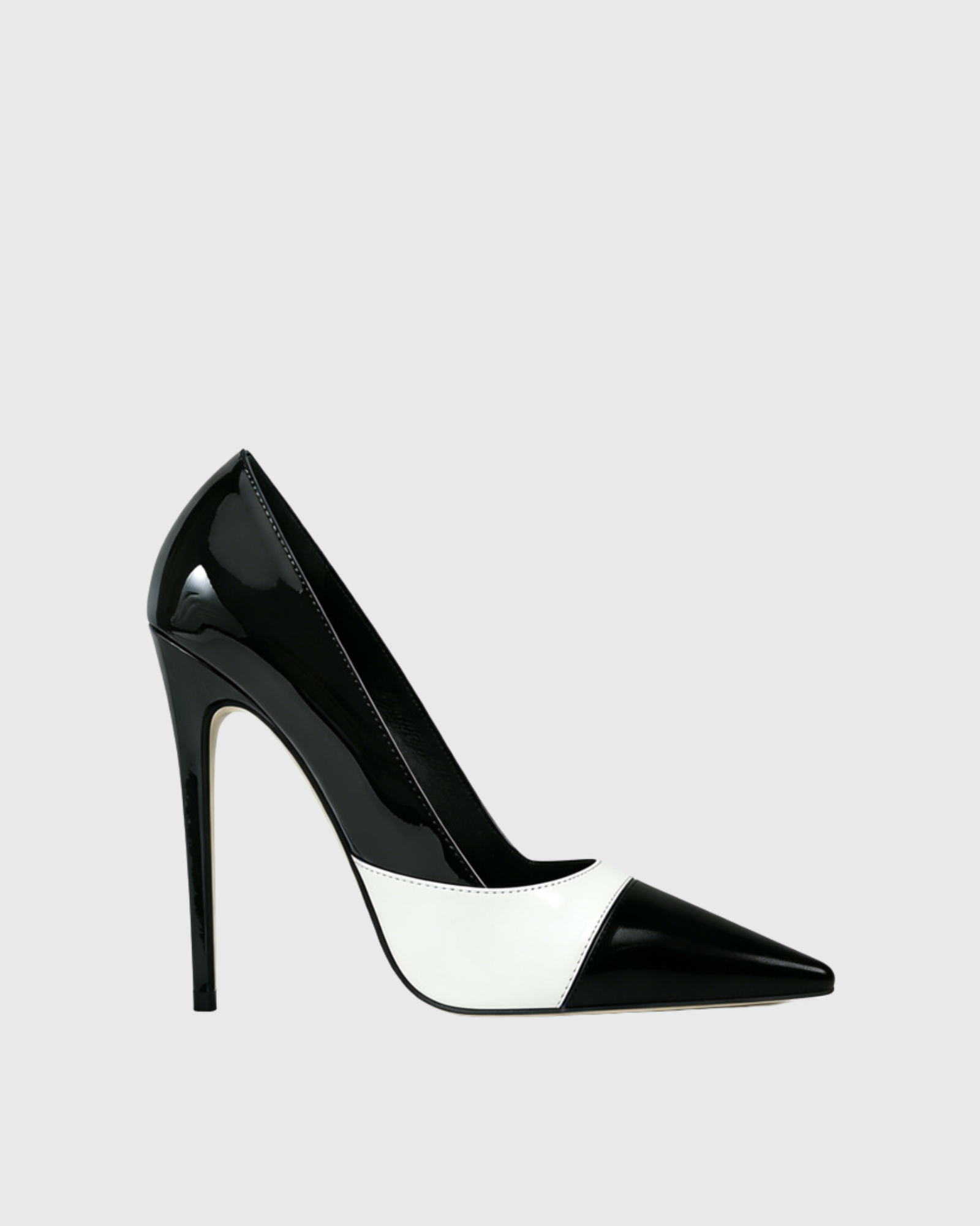 Ala Black White Splicing Pumps