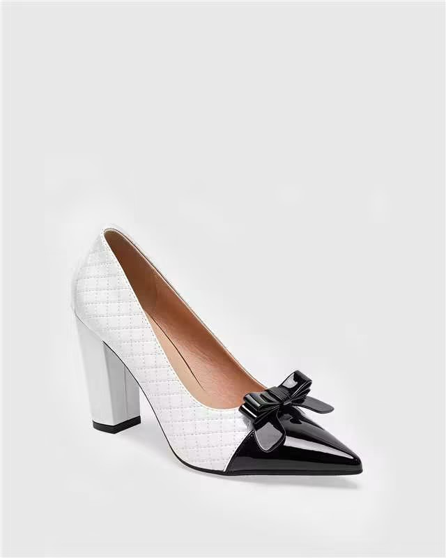 Itala  Splicing Leather Pumps In White