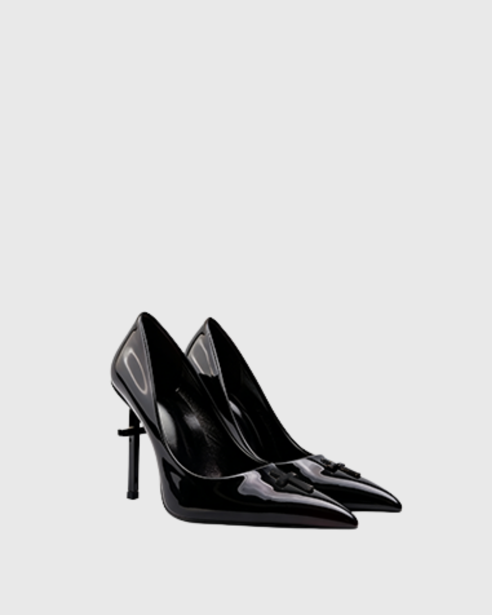 Eadgar Cross Pumps In Black