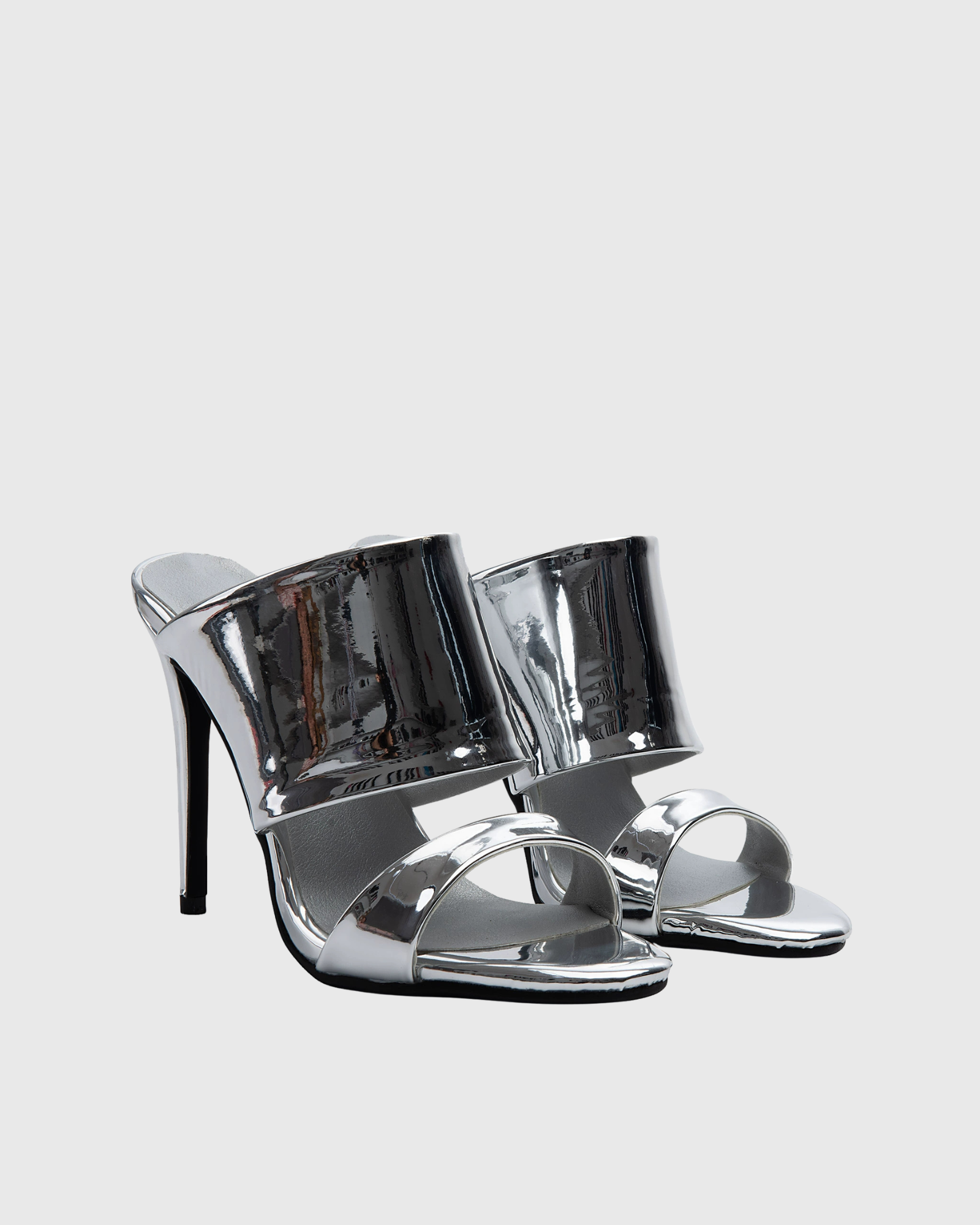 Aava Open Toe Metallic Mules