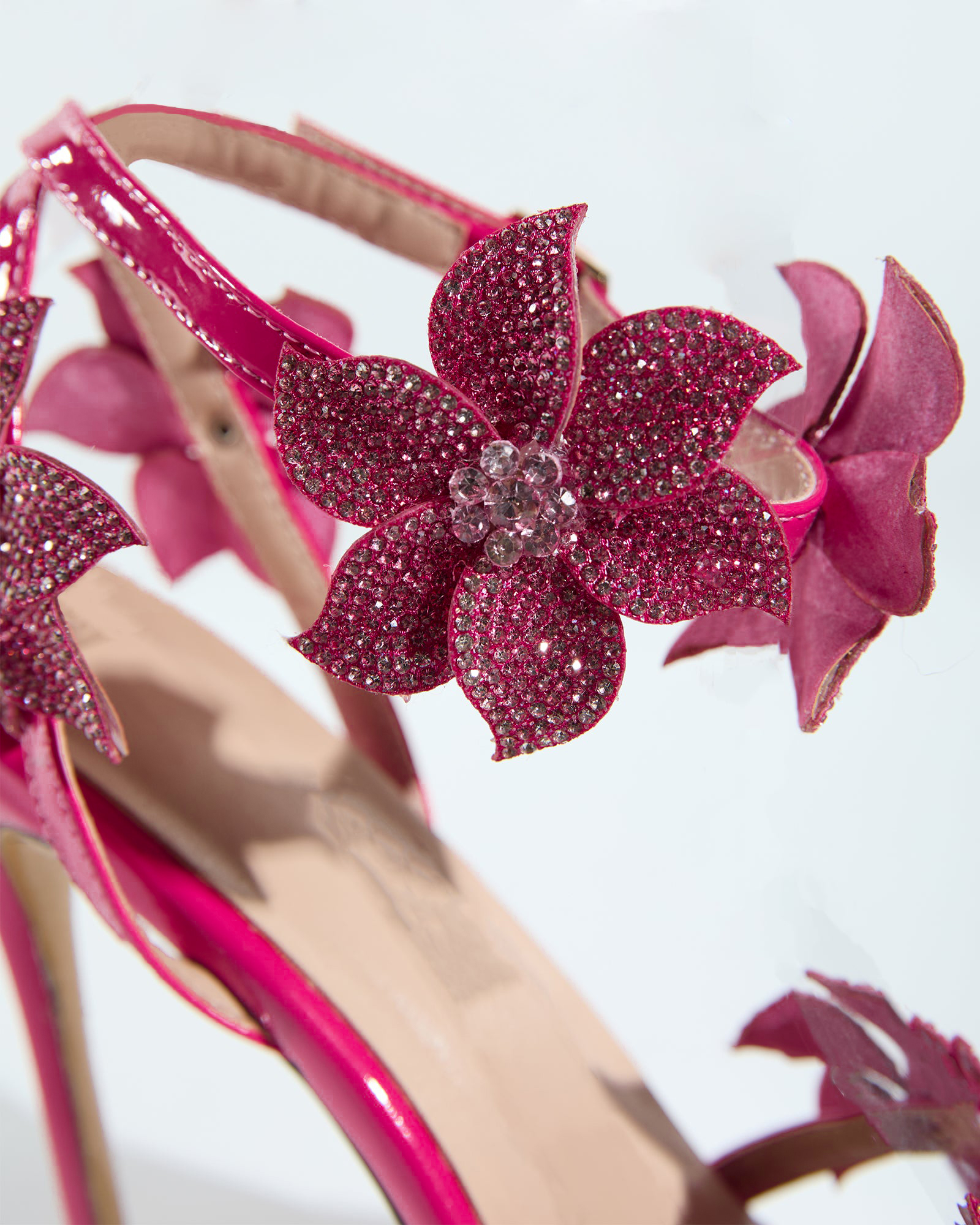 Ester Crystal Flower Strap Sandals In Hot Pink