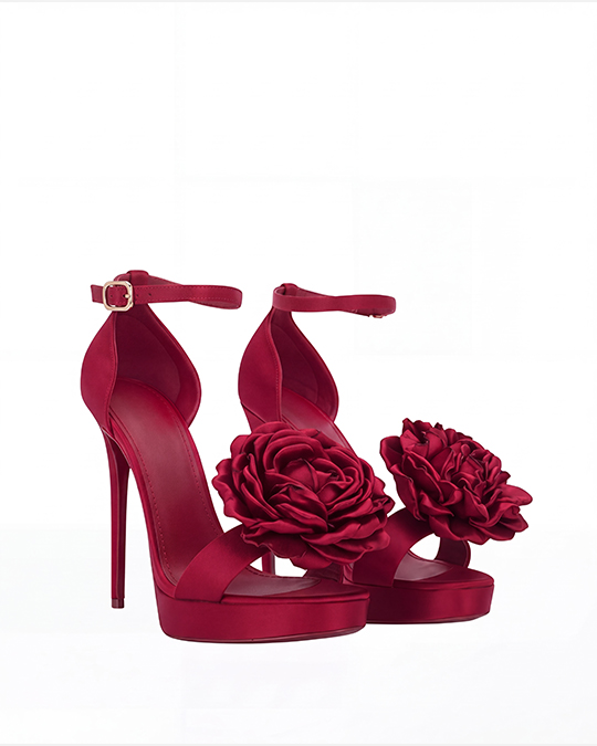 Hobba Flower Satin Sandals In Red