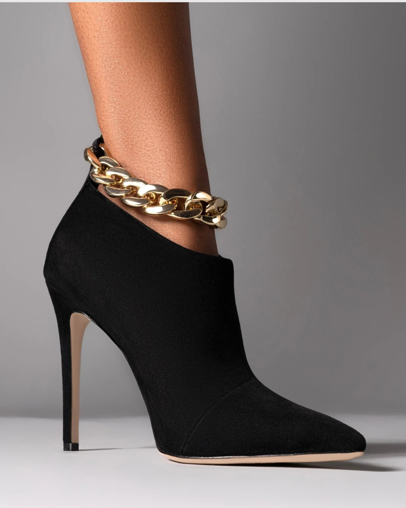 Iben Chain Pointed Toe Ankle Boots