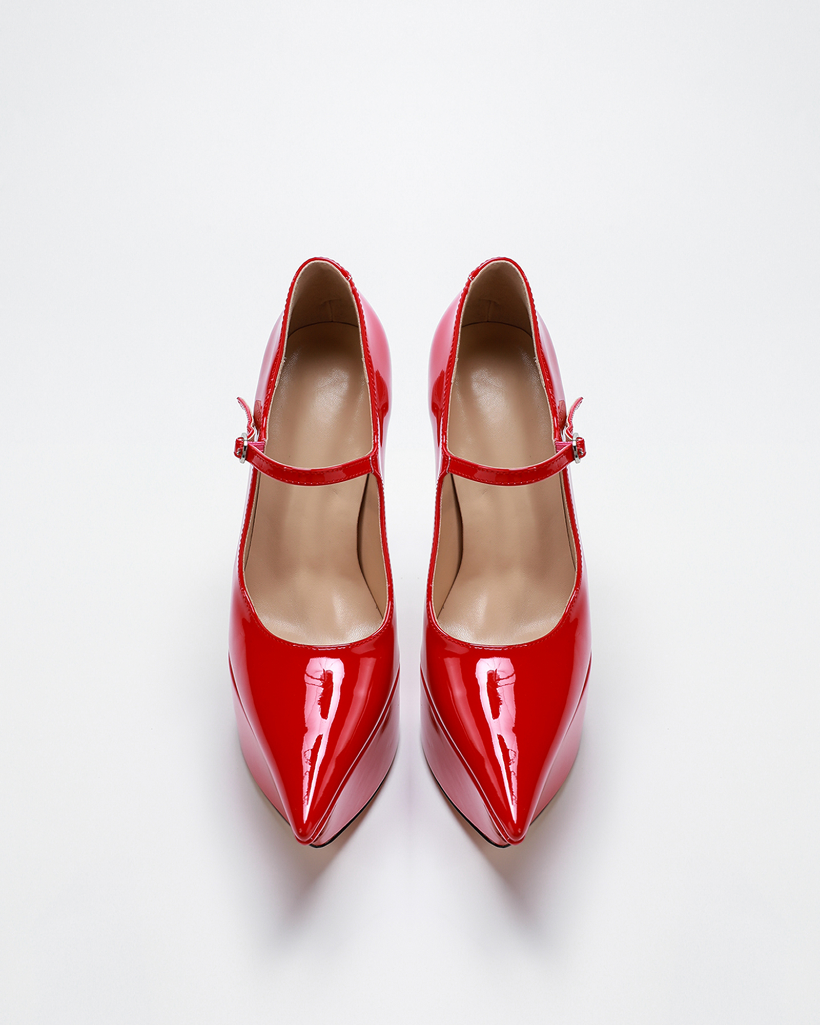 Maha Platform Glossy Pumps In Red