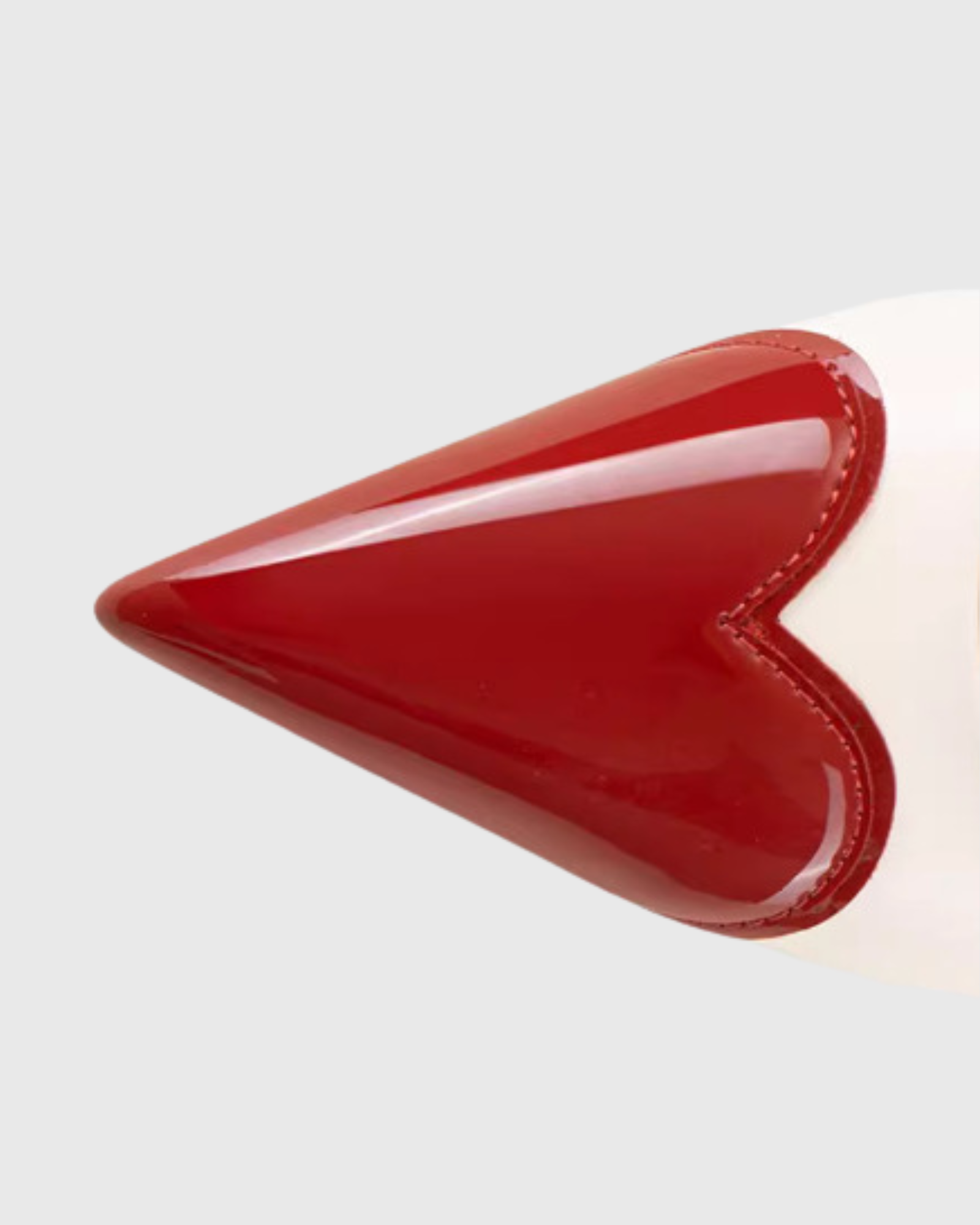 Nico Heart Toe Splicing Pumps In White