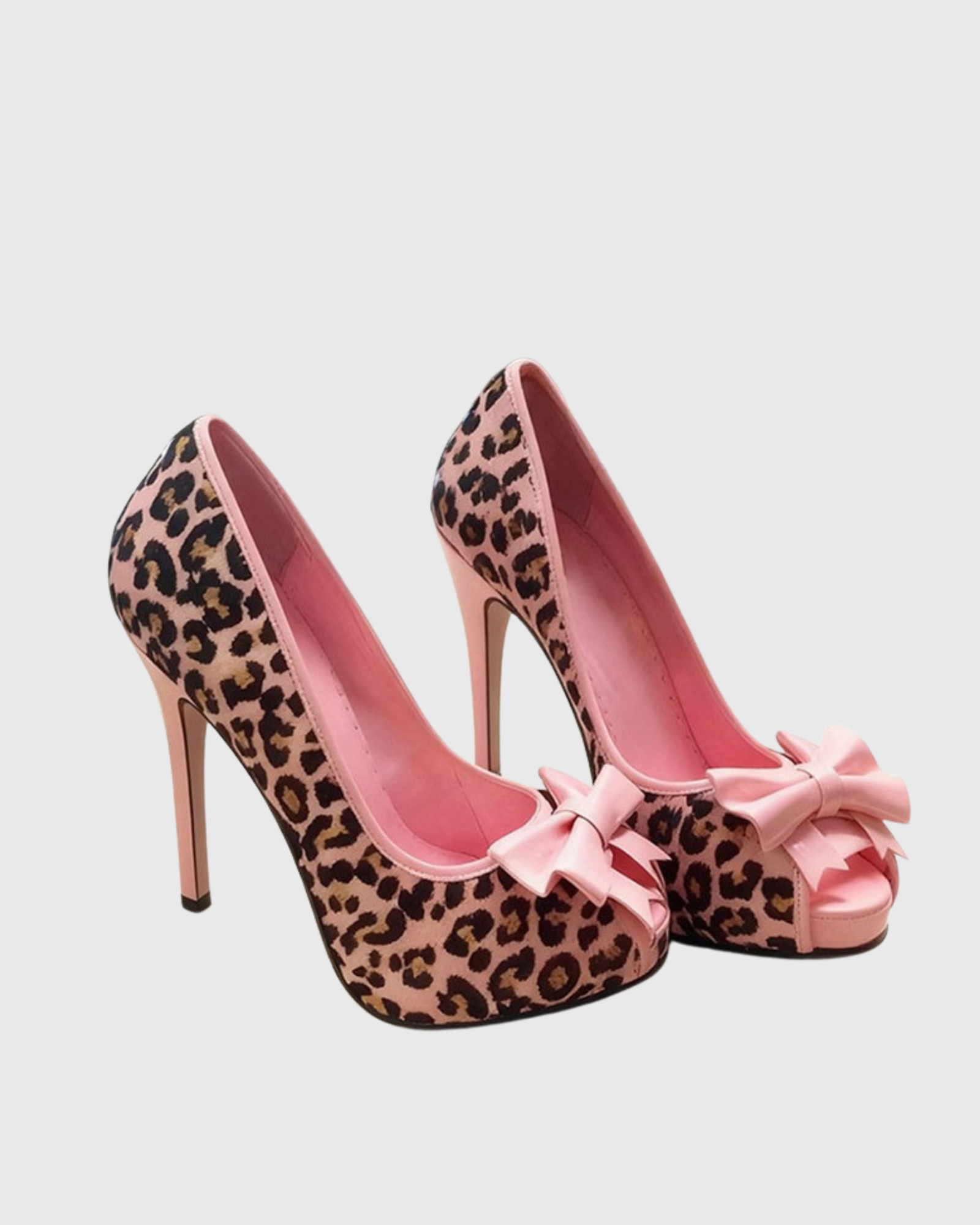 Ila Bow Leopard Print Pumps In Pink
