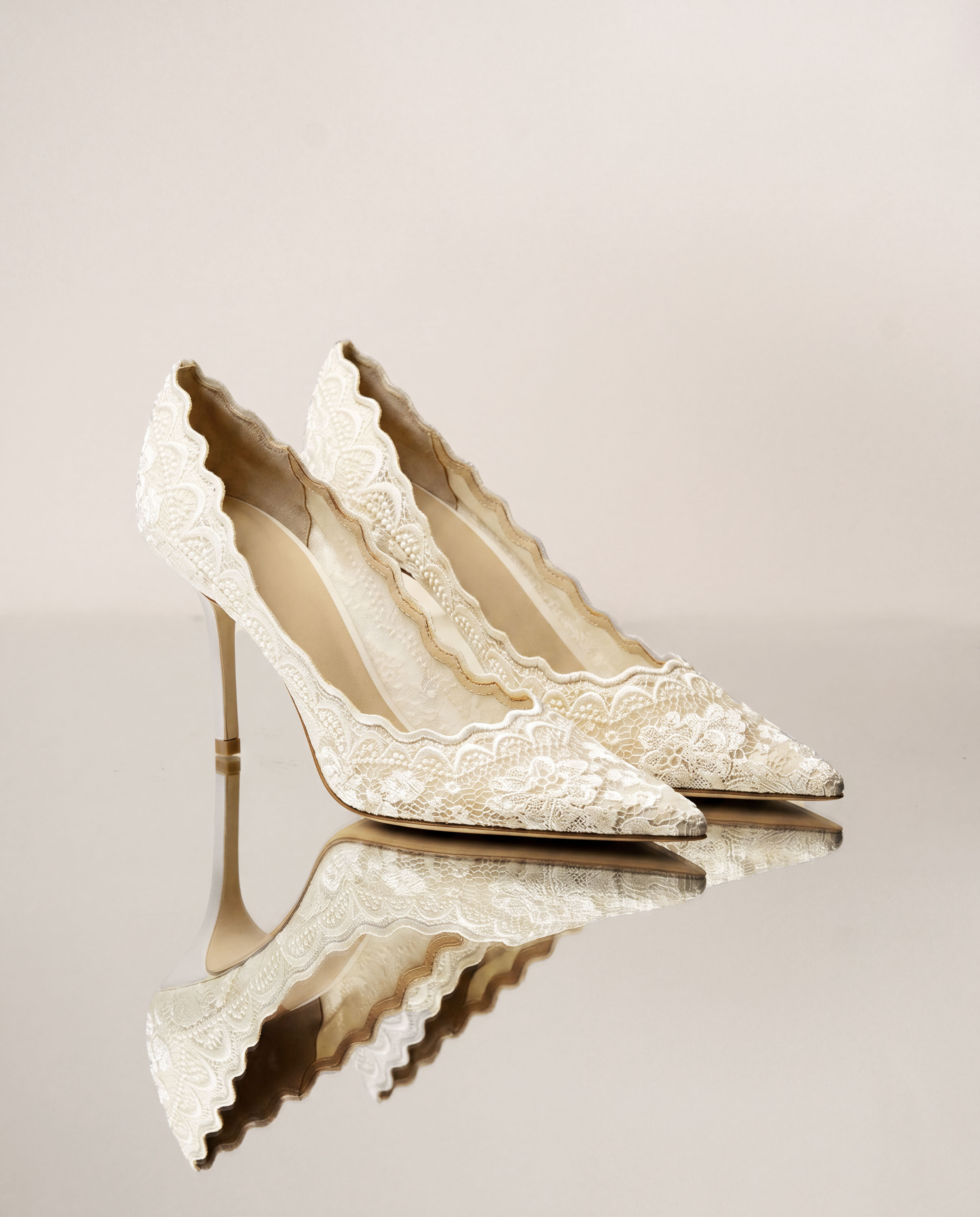 Vaike Embroidery Lace Pumps In White