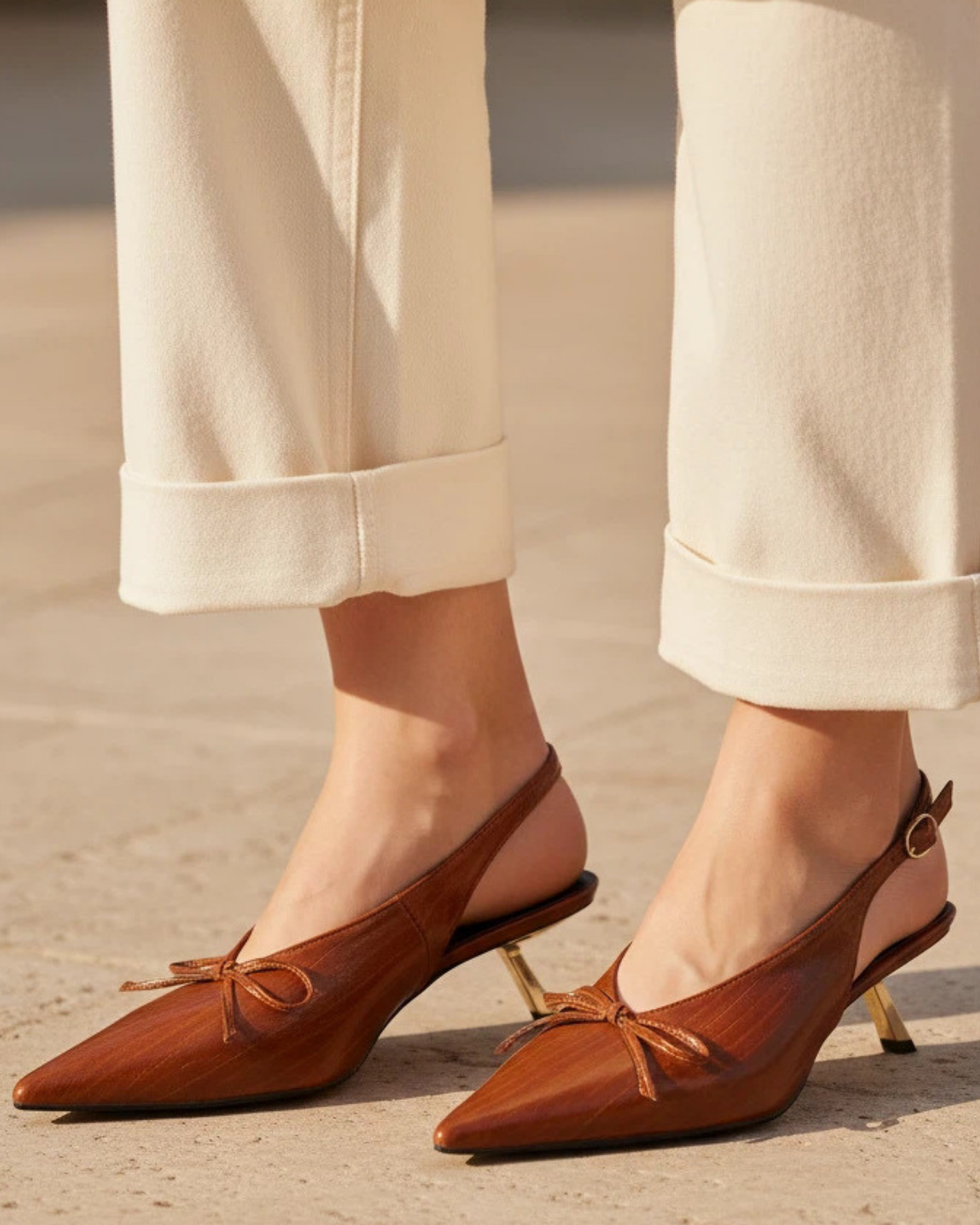 Wera Bow Slingback Kitten Heels In Brown