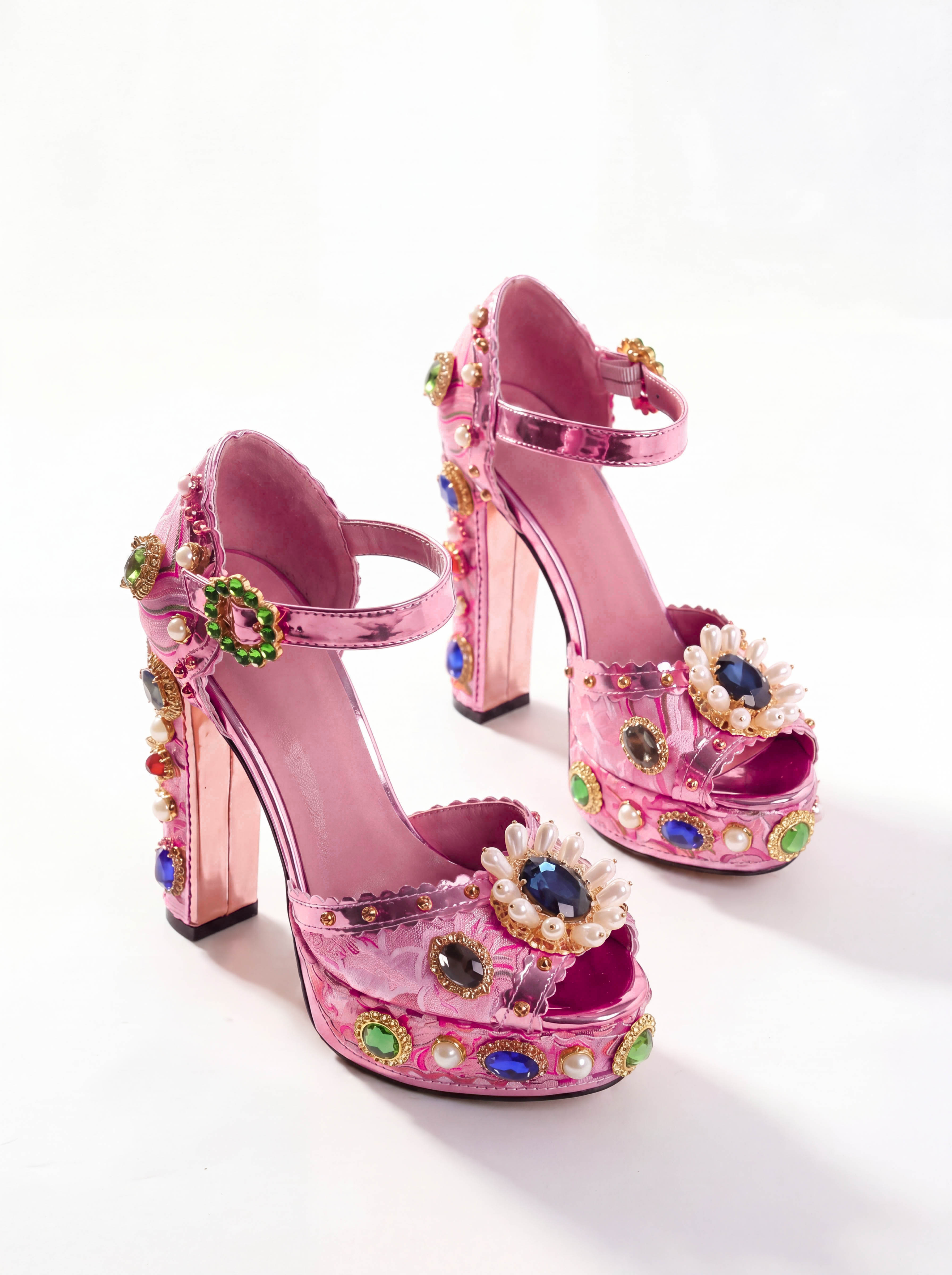 Valeria Gem Vintage Platform Sandals In Pink